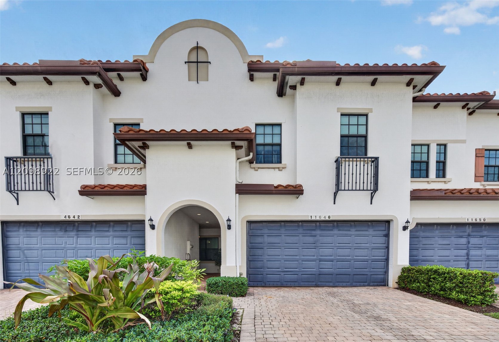 Pembroke Pines photo 4