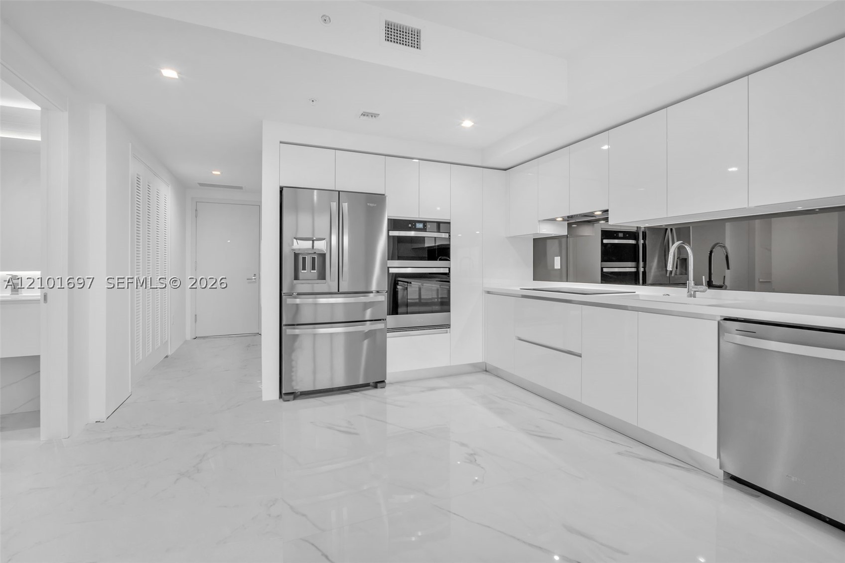 Hallandale Beach photo 5