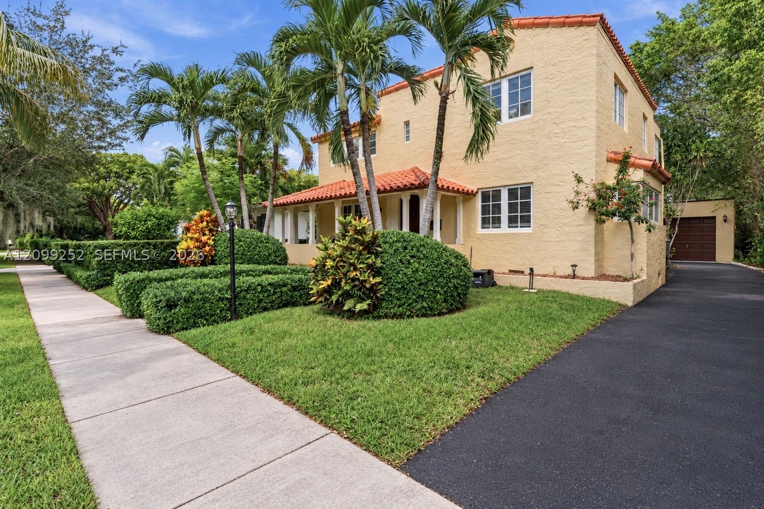 Coral Gables photo 2