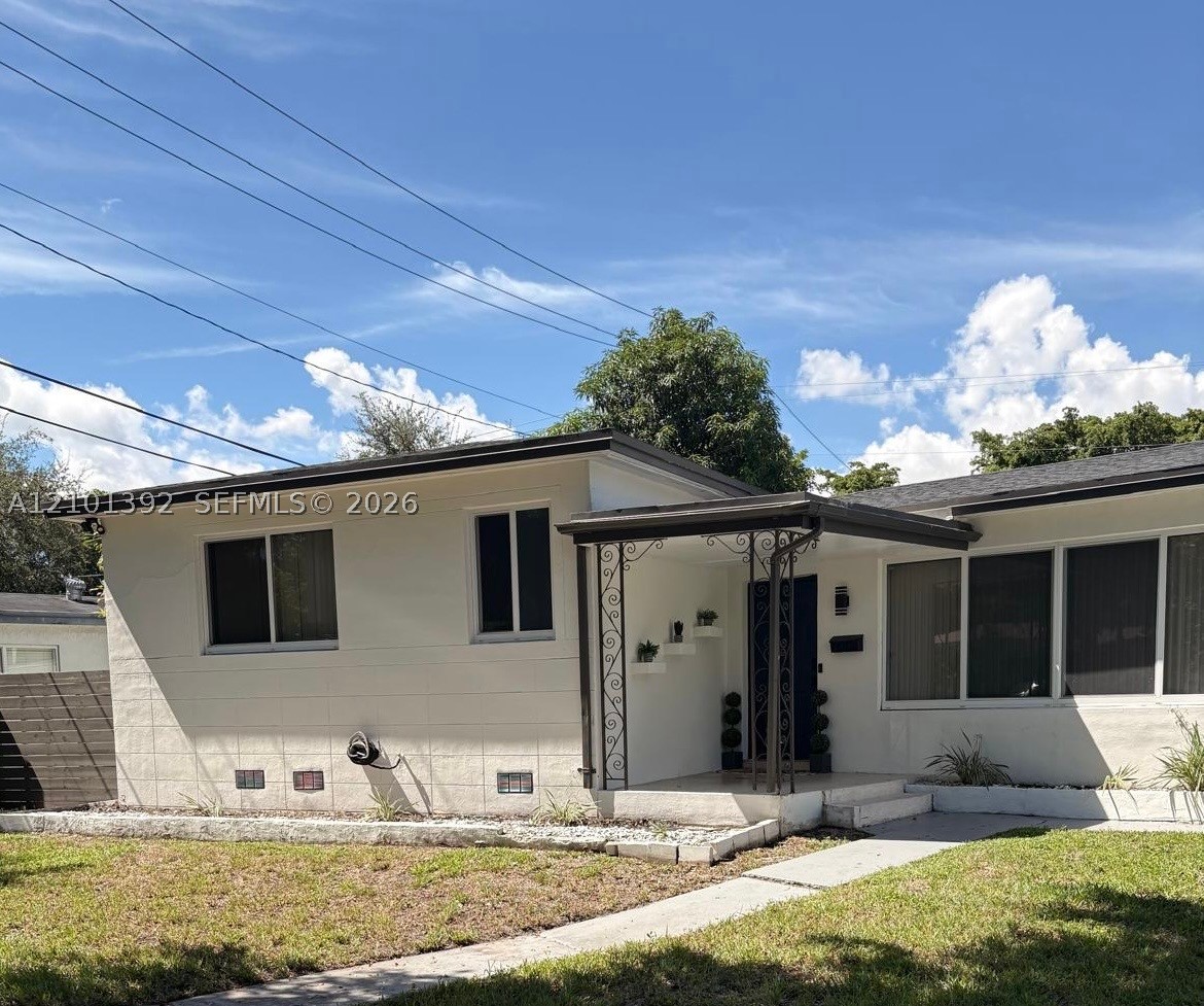 North Miami photo 2