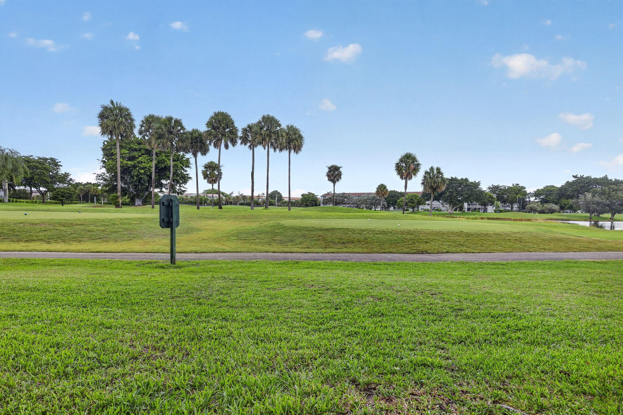 Pembroke Pines photo 2