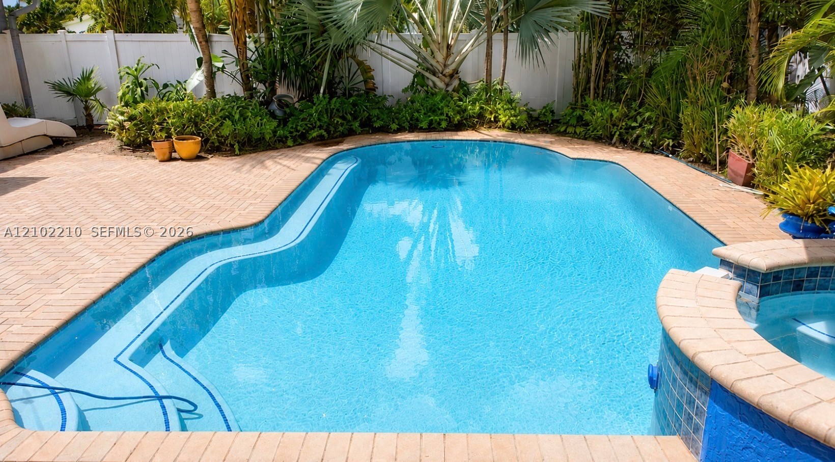 Wilton Manors photo 2