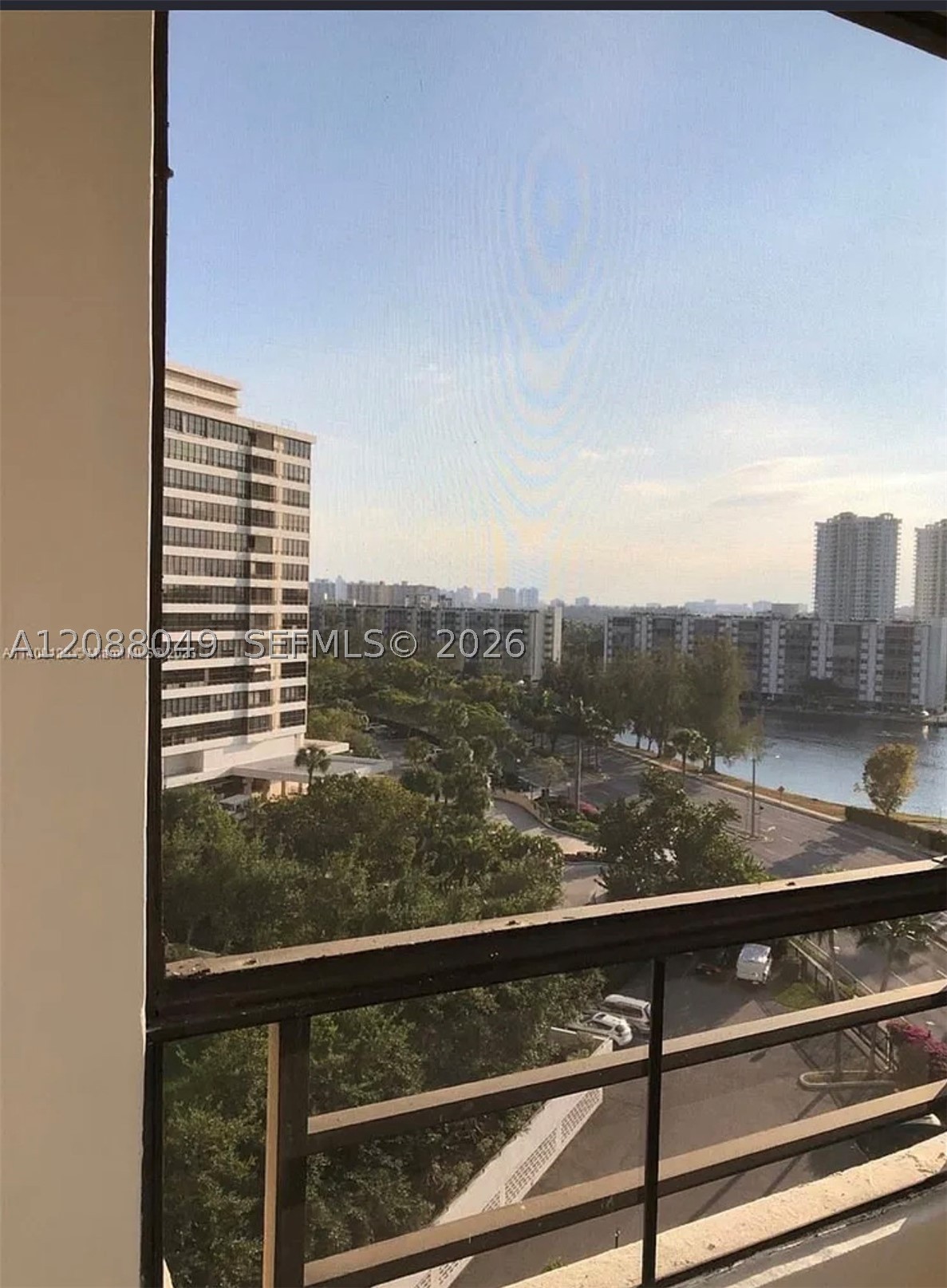 Hallandale Beach photo 2