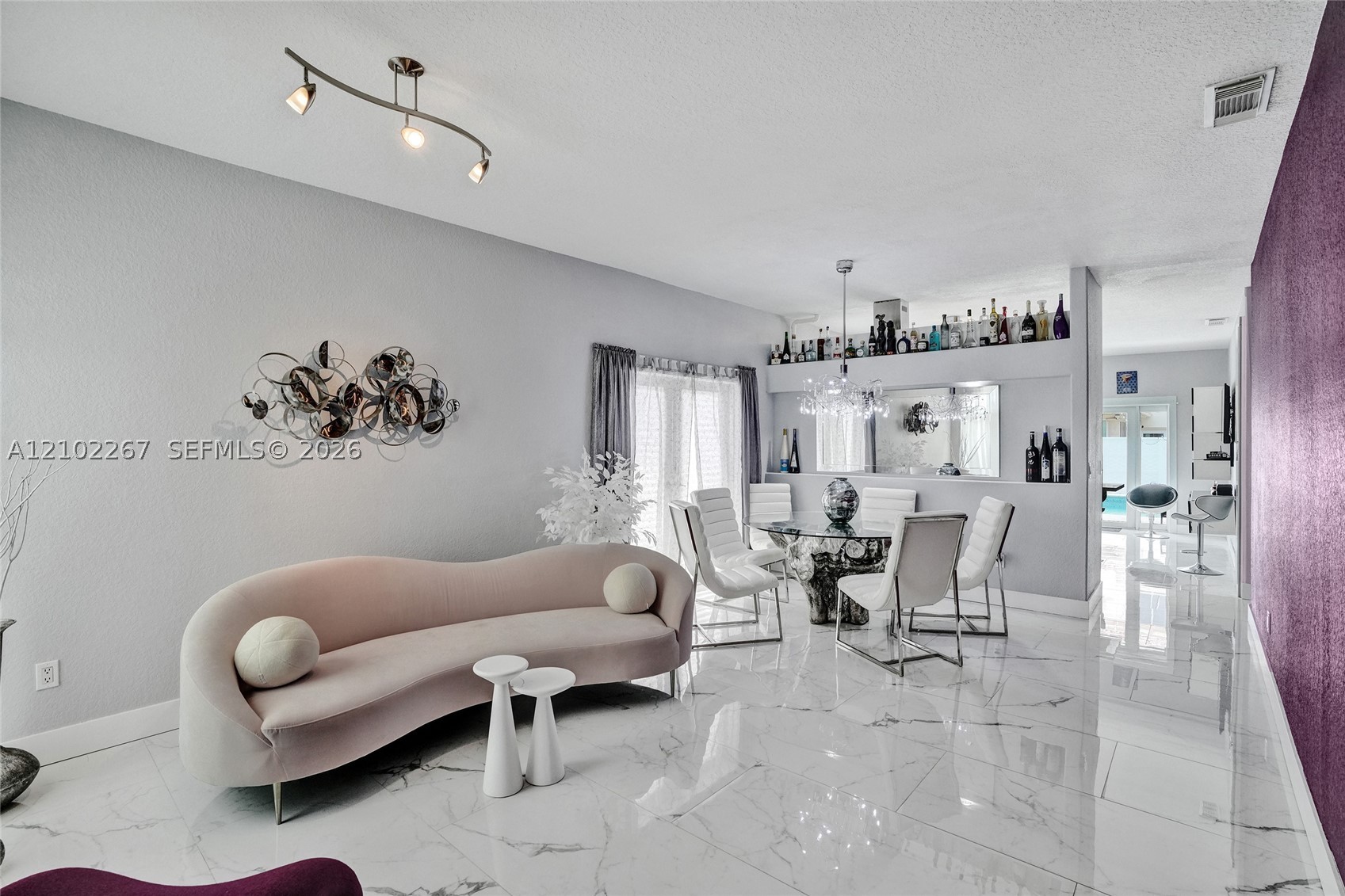 Miami Lakes photo 4