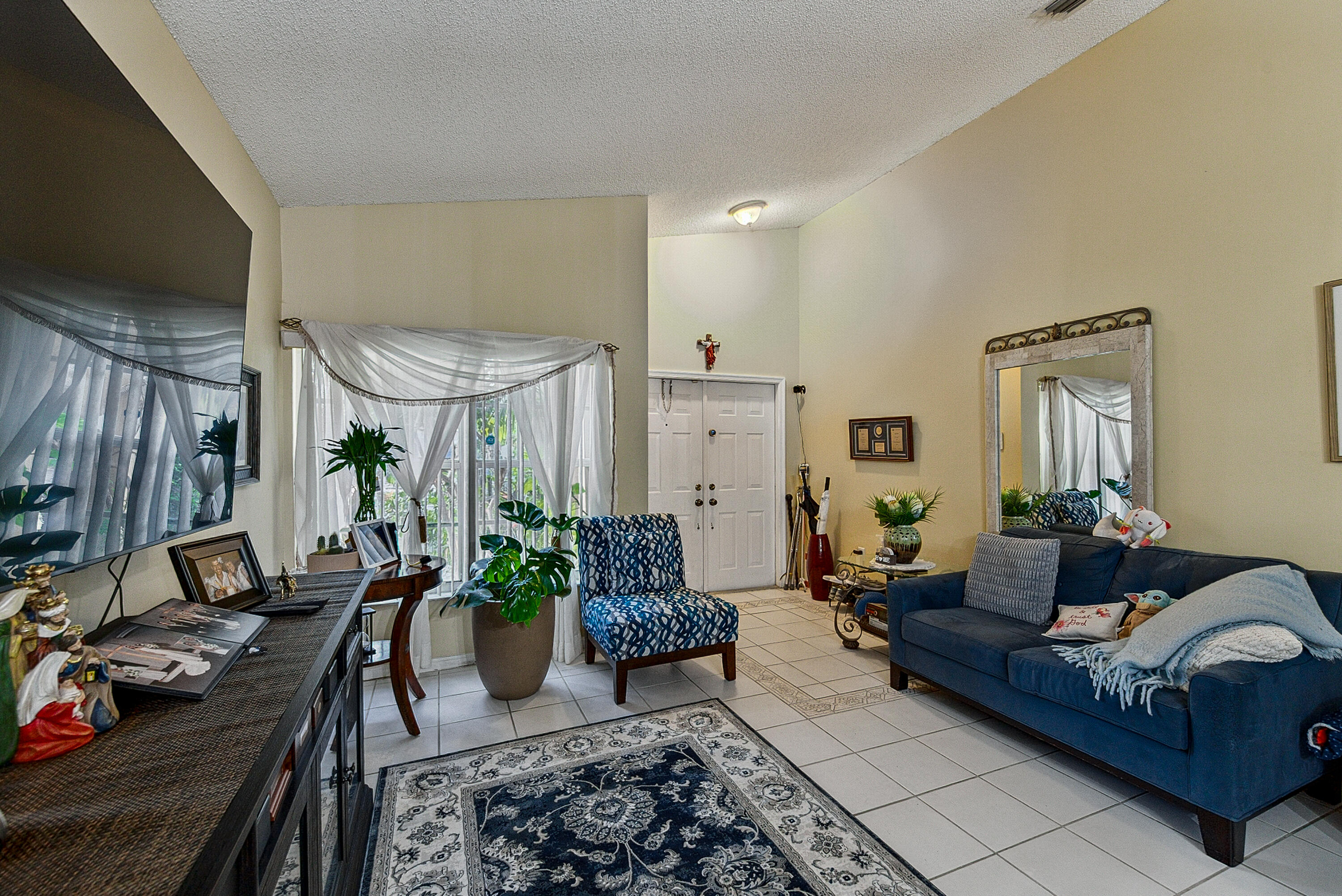 Pembroke Pines photo 5