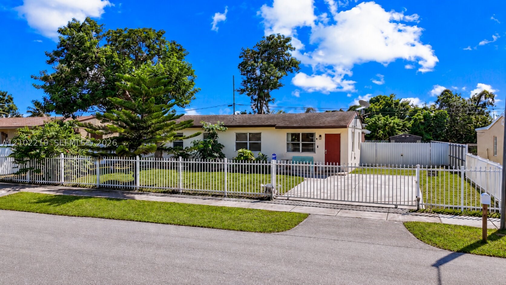 Miami Gardens photo 3