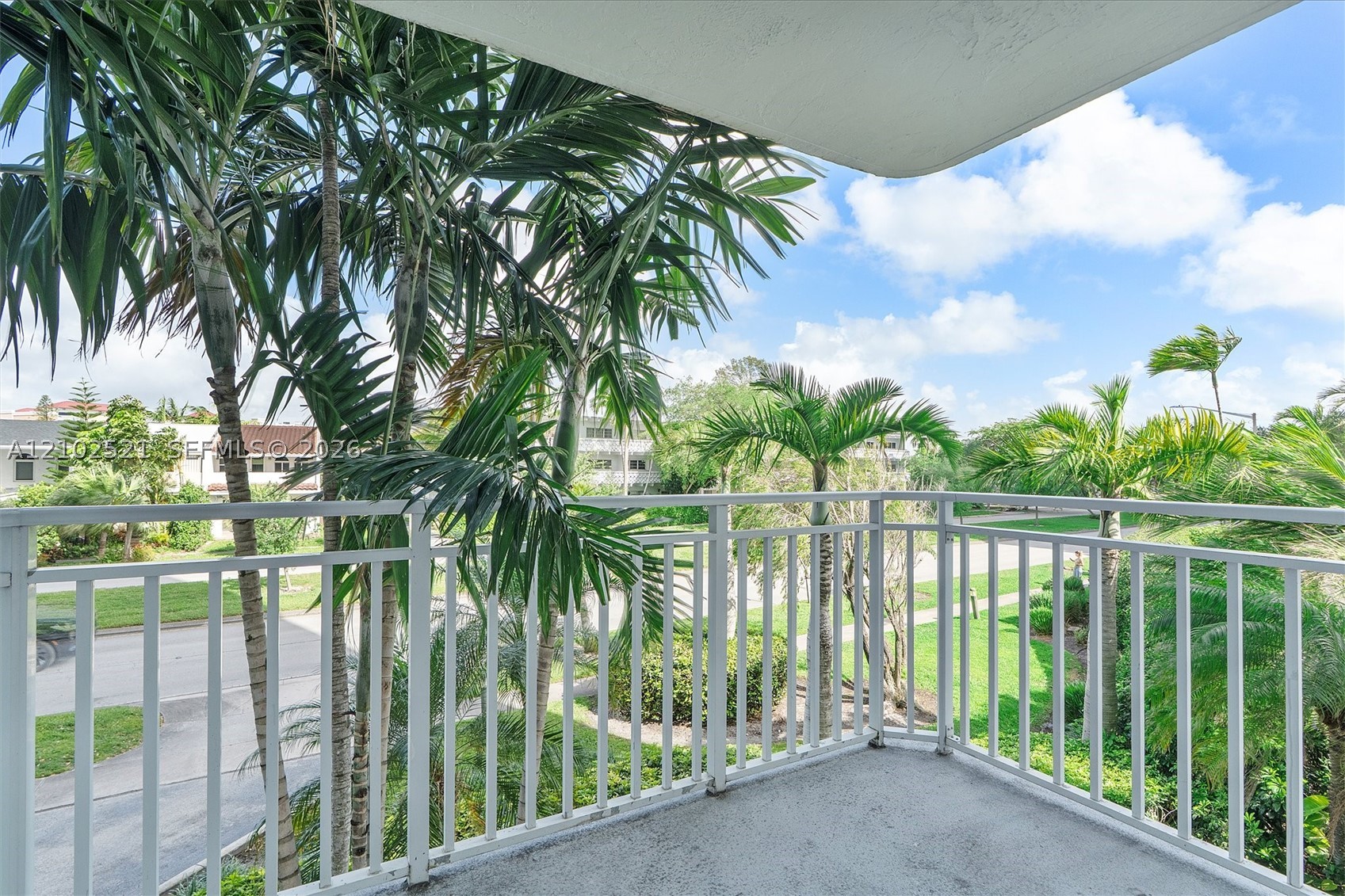 North Miami photo 2