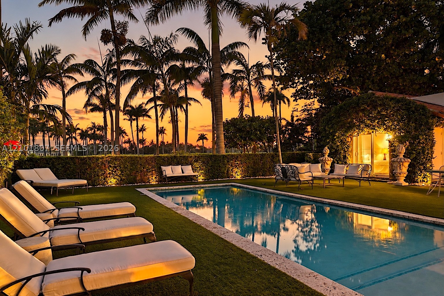 Miami Beach photo 2