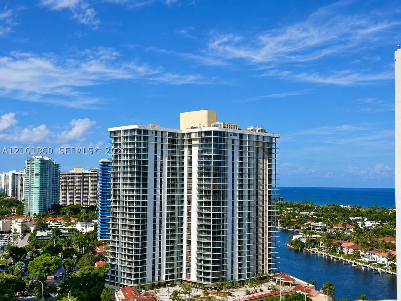 Aventura photo 2