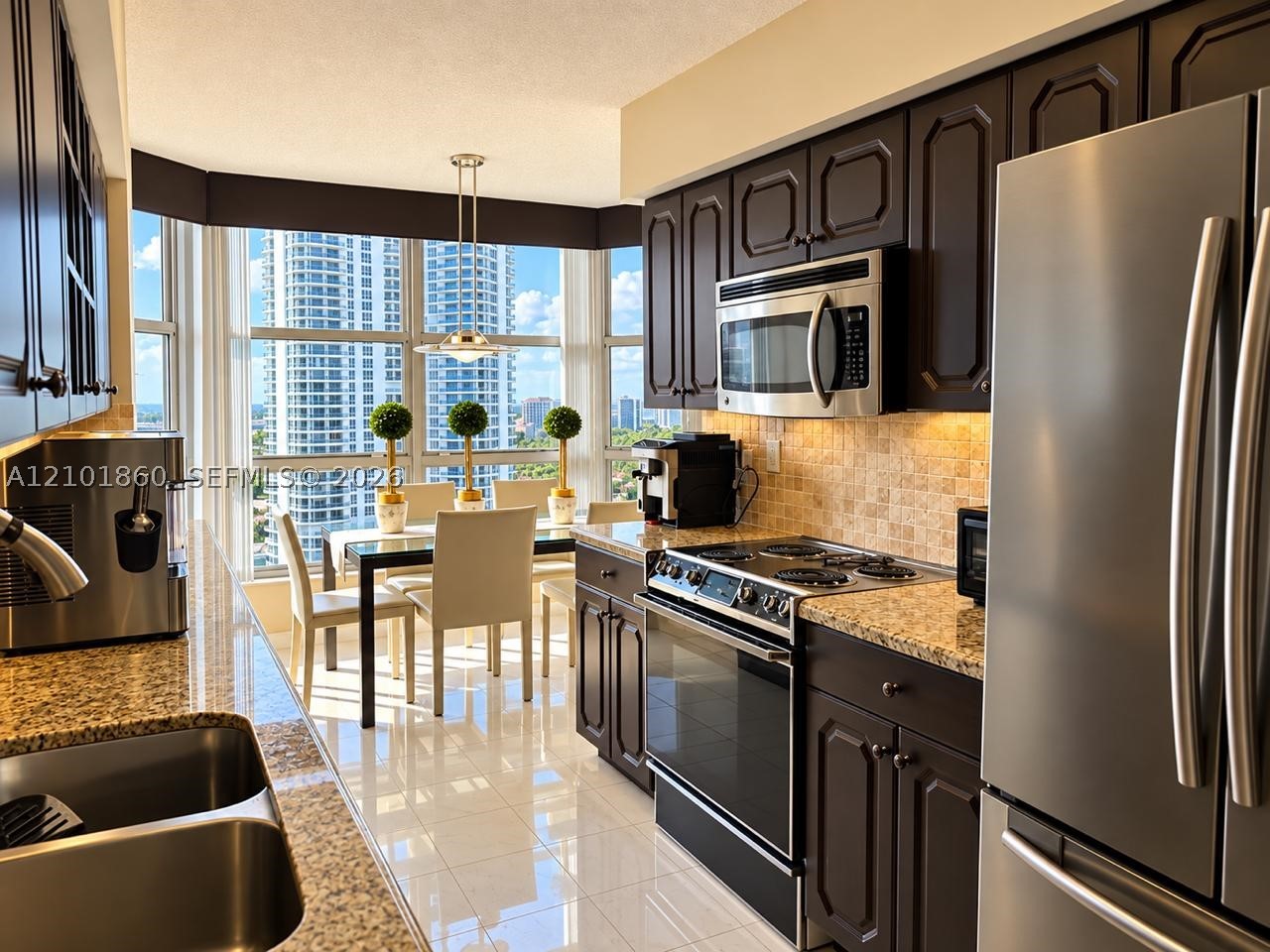 Aventura photo 5