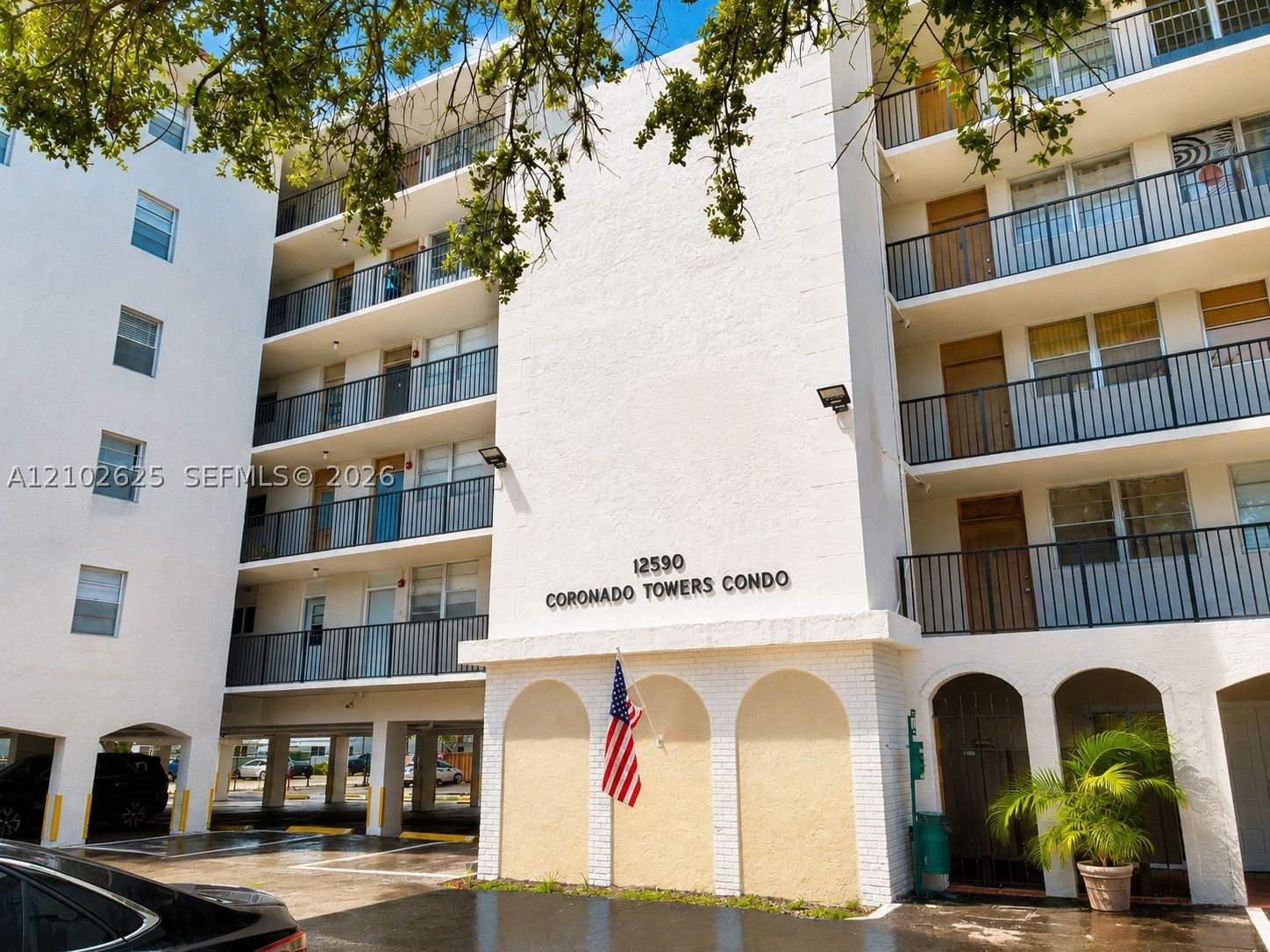 North Miami photo 1