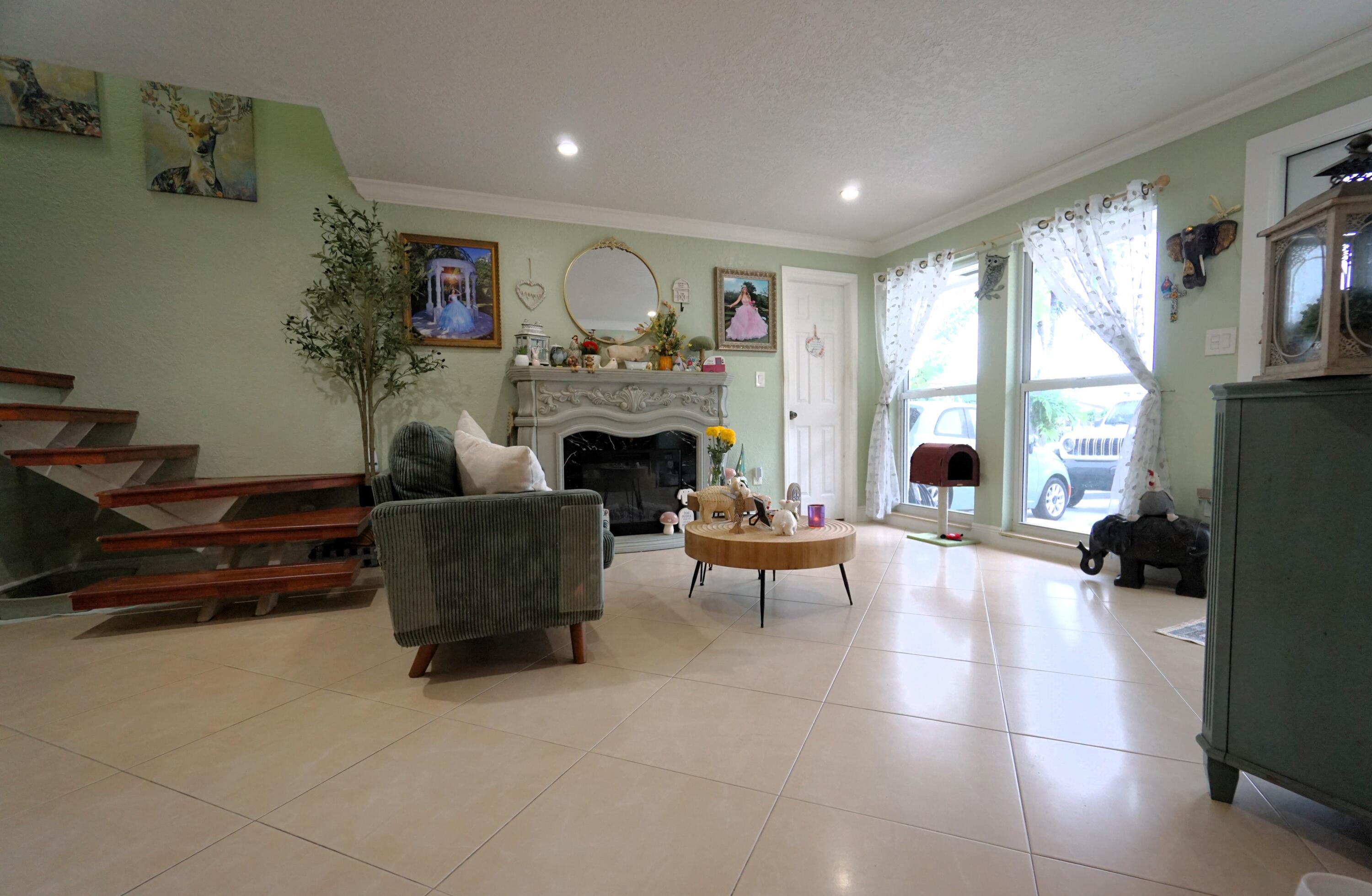 Miami Gardens photo 5
