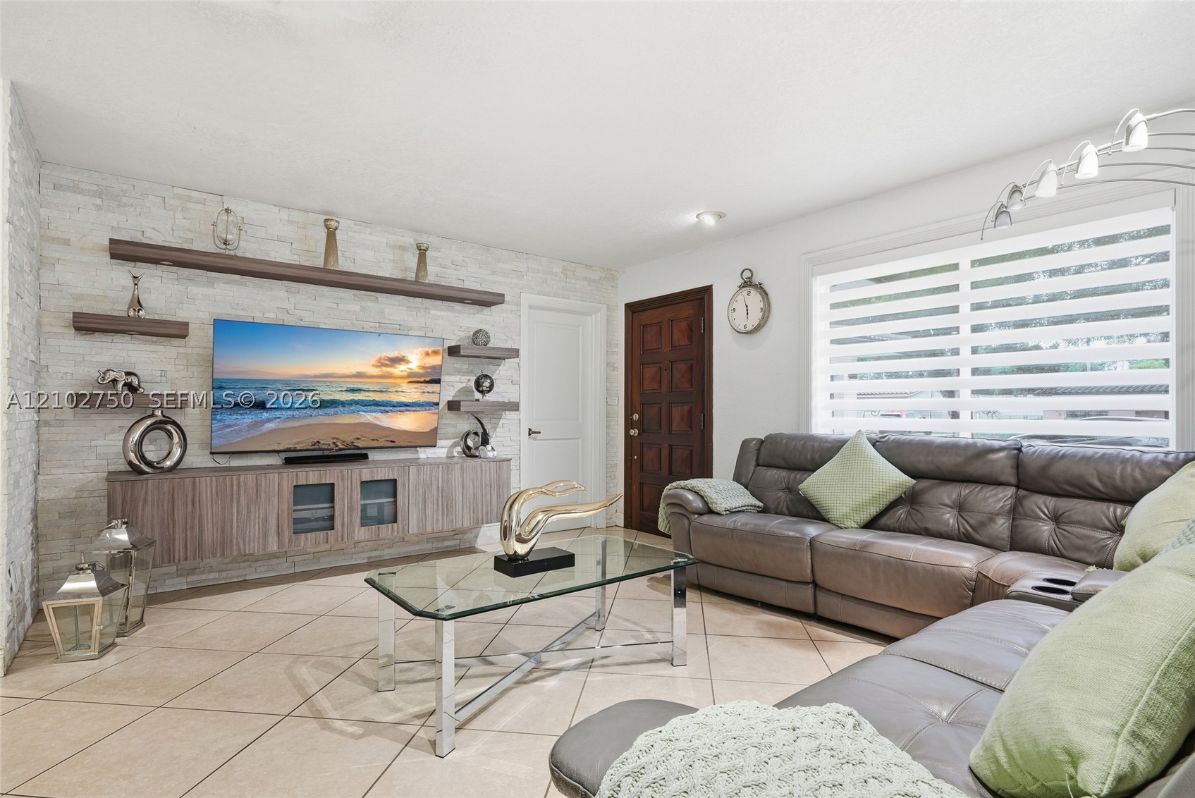 Miami Lakes photo 4