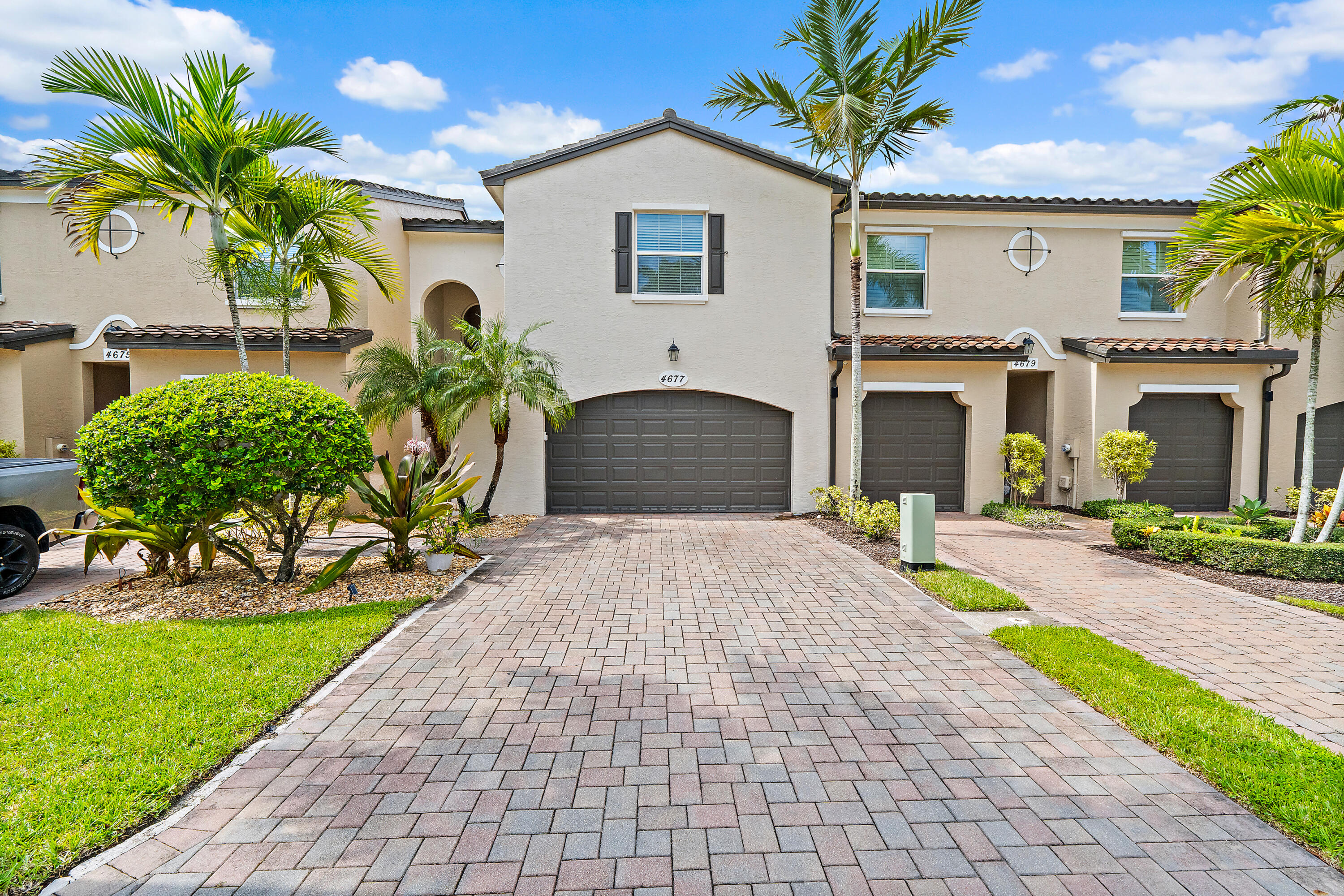 Palm Beach Gardens photo 2