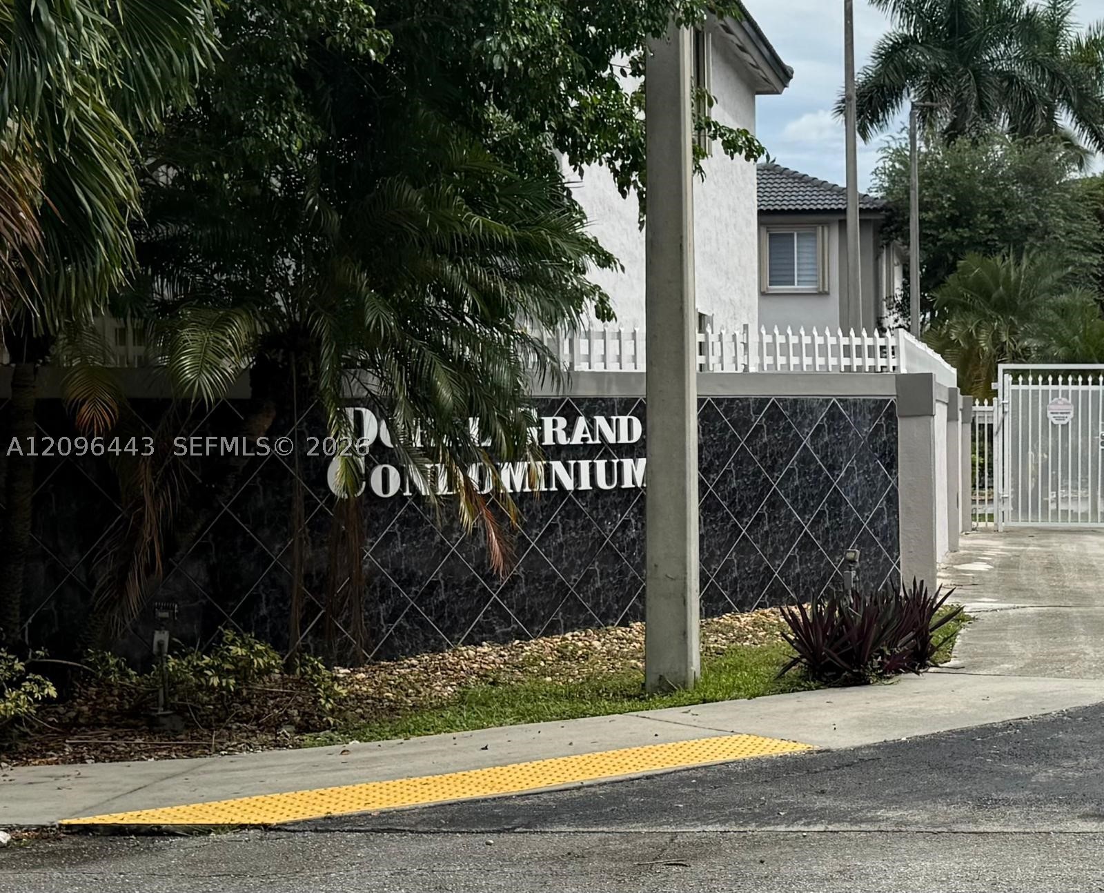 Doral photo 2
