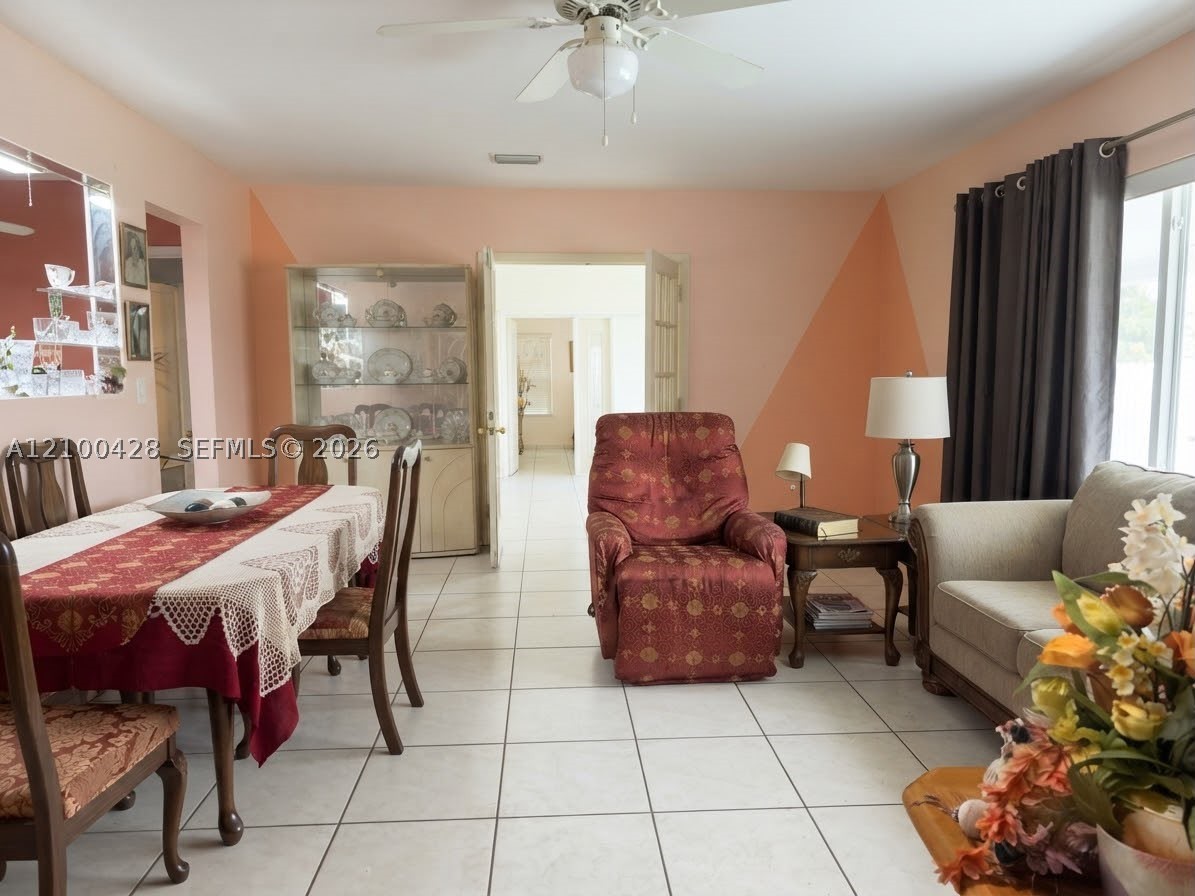 Pembroke Pines photo 5