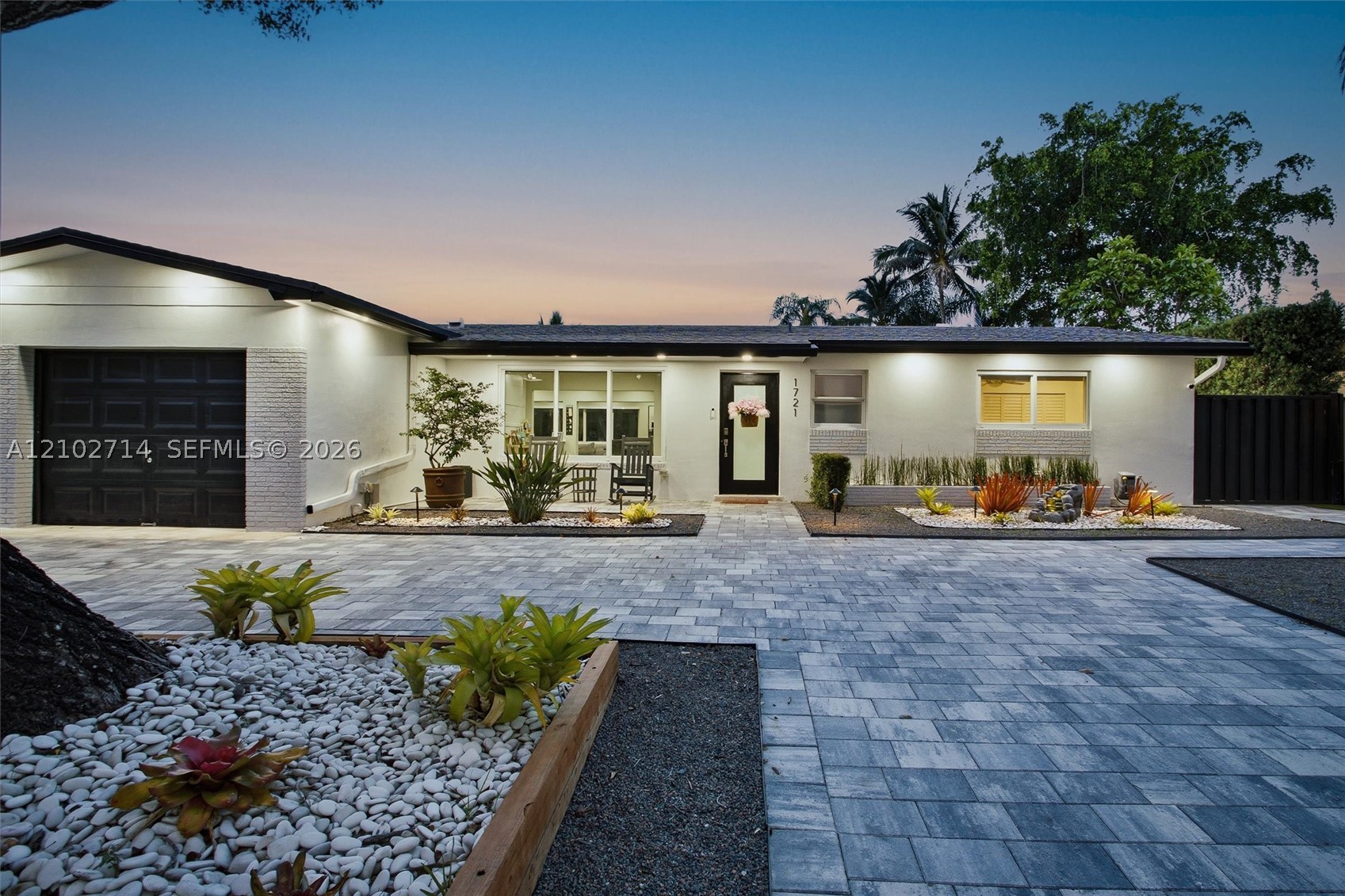 Pembroke Pines photo 4