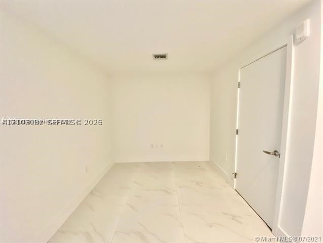 North Miami Beach photo 3