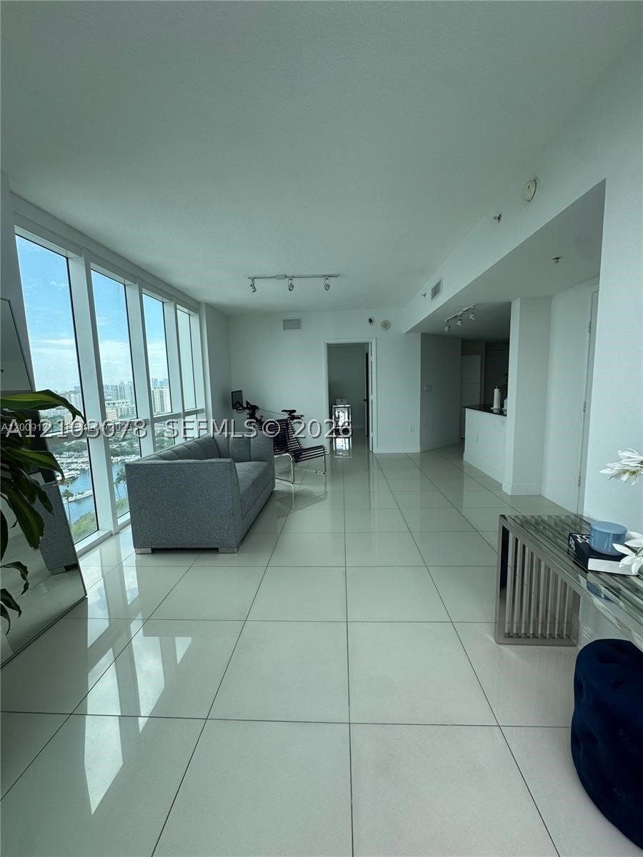 Miami photo 5