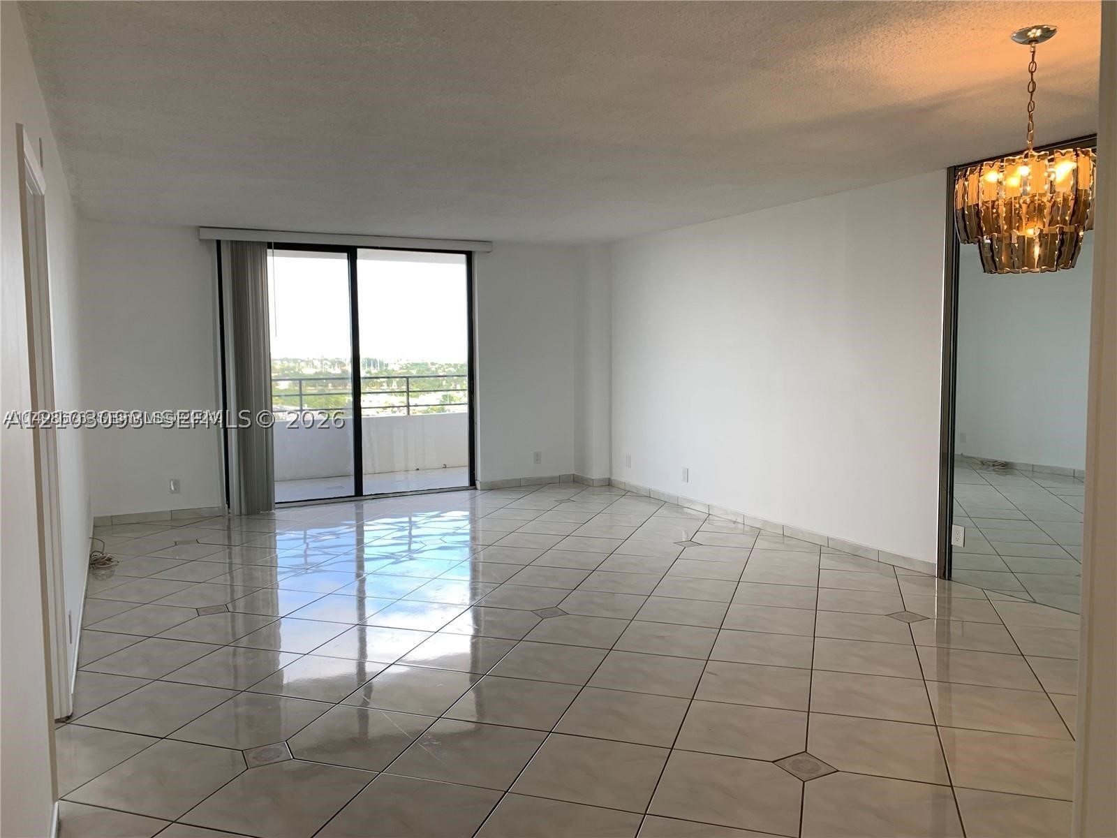 Hallandale Beach photo 3