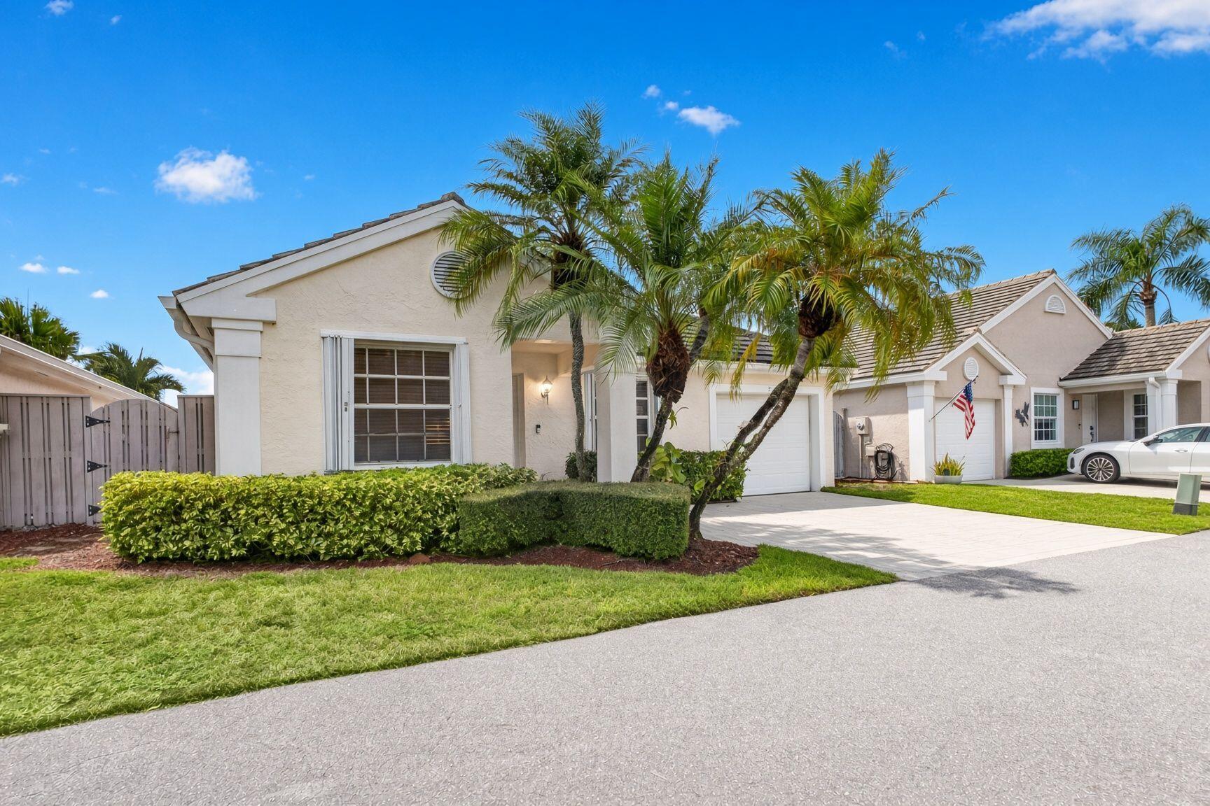 Palm Beach Gardens photo 3