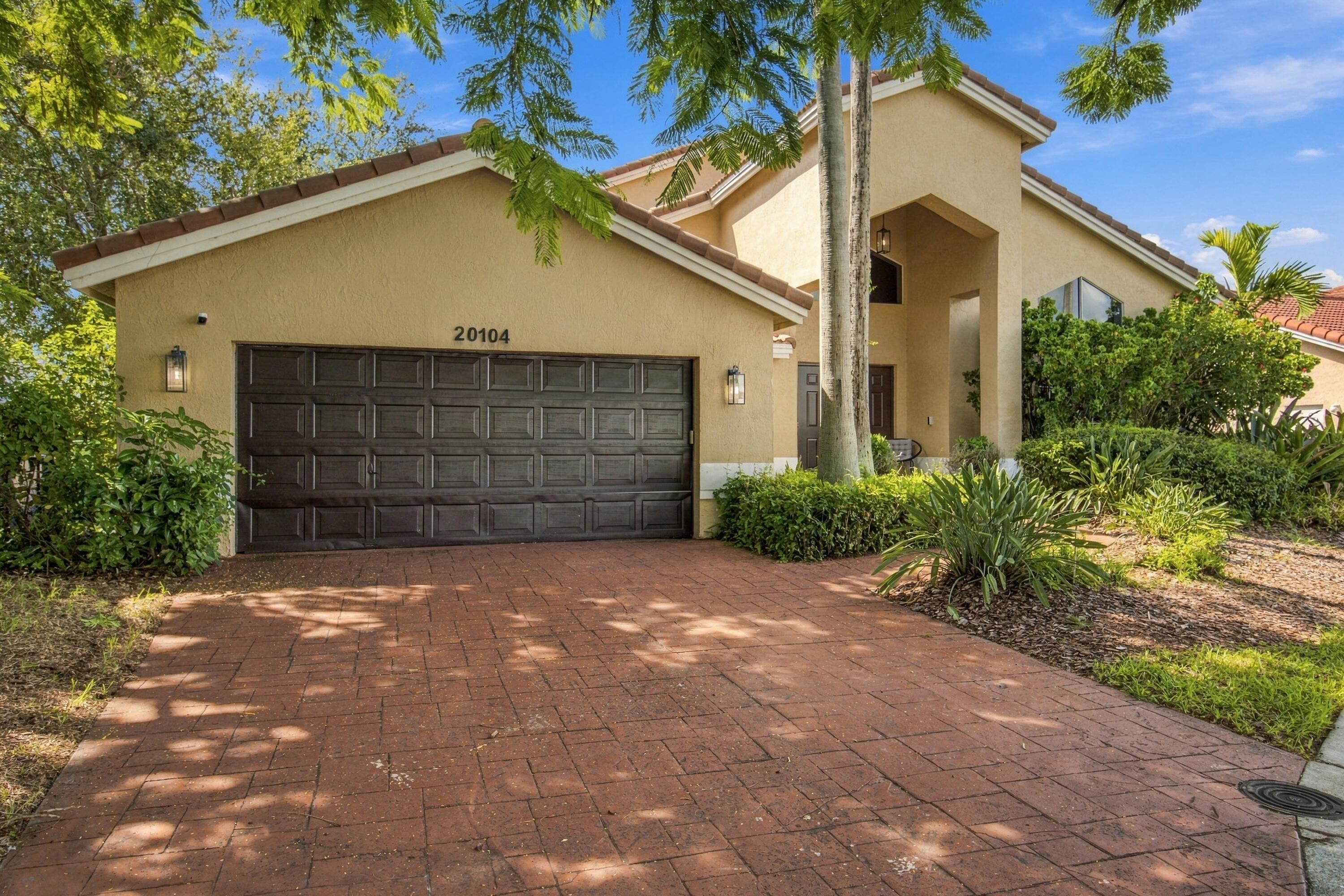 Pembroke Pines photo 4