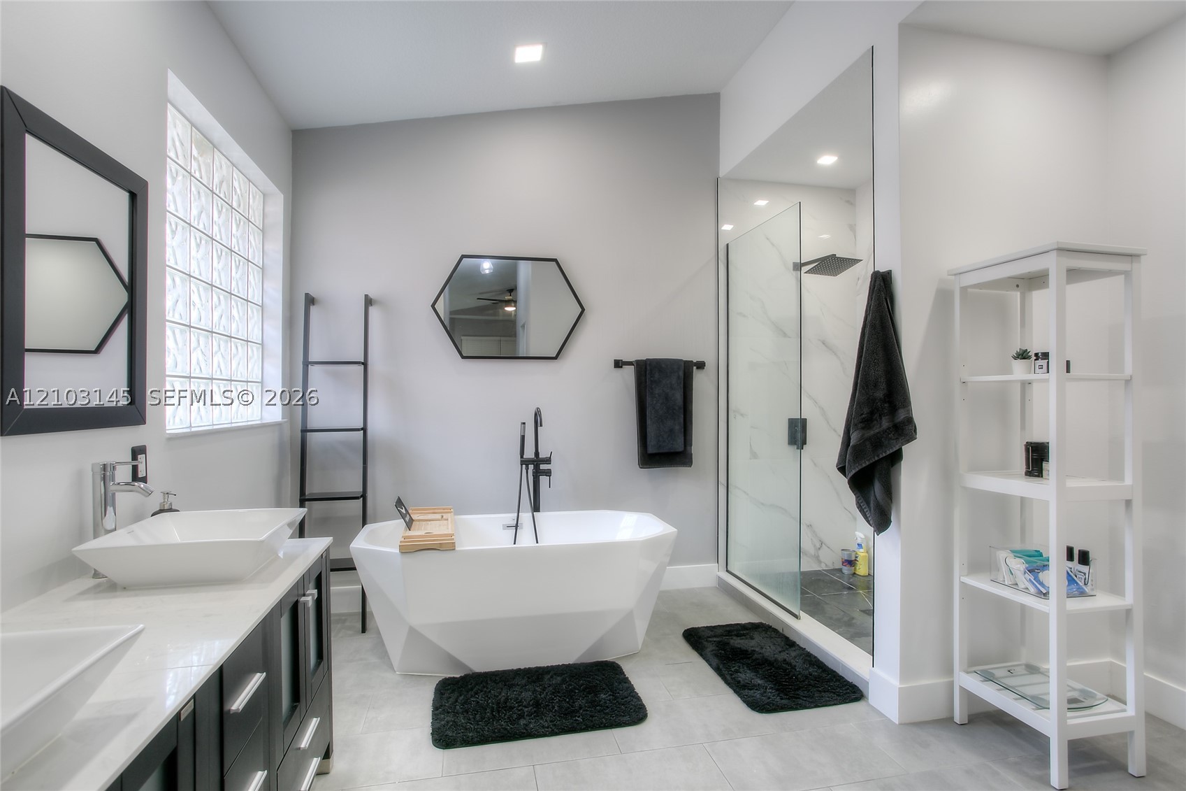 Pembroke Pines photo 3