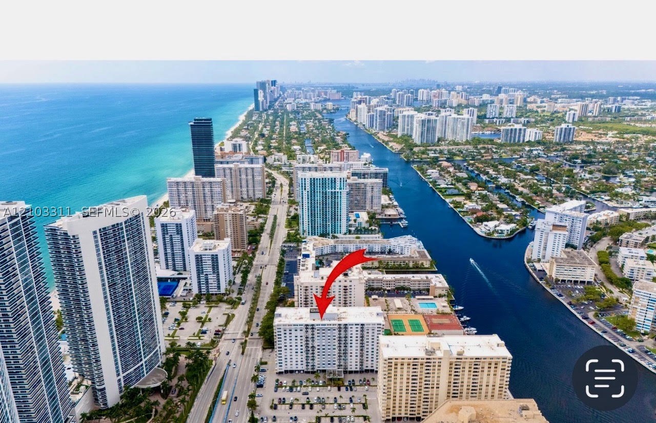Hallandale Beach photo 3