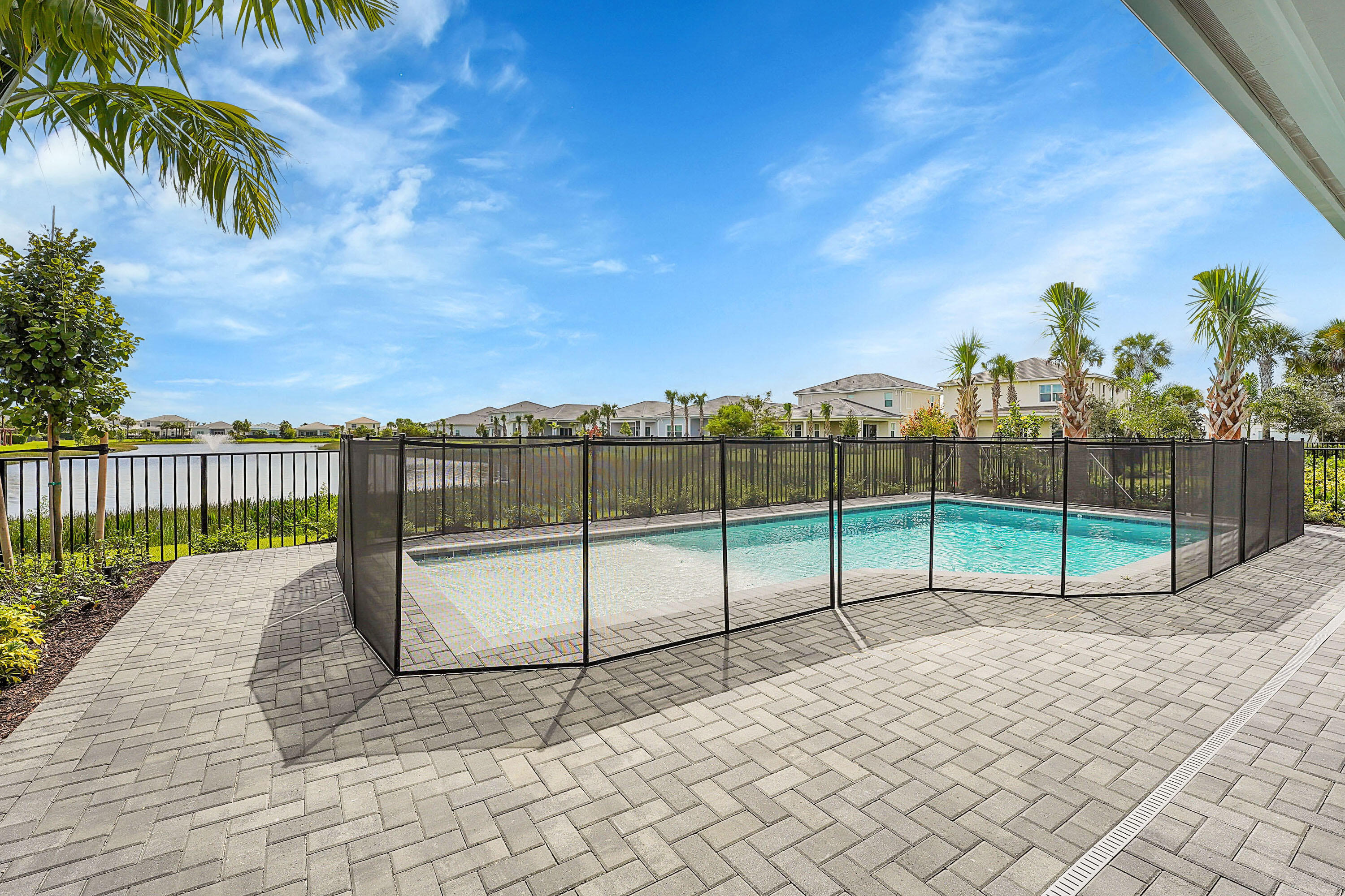 Palm Beach Gardens photo 2