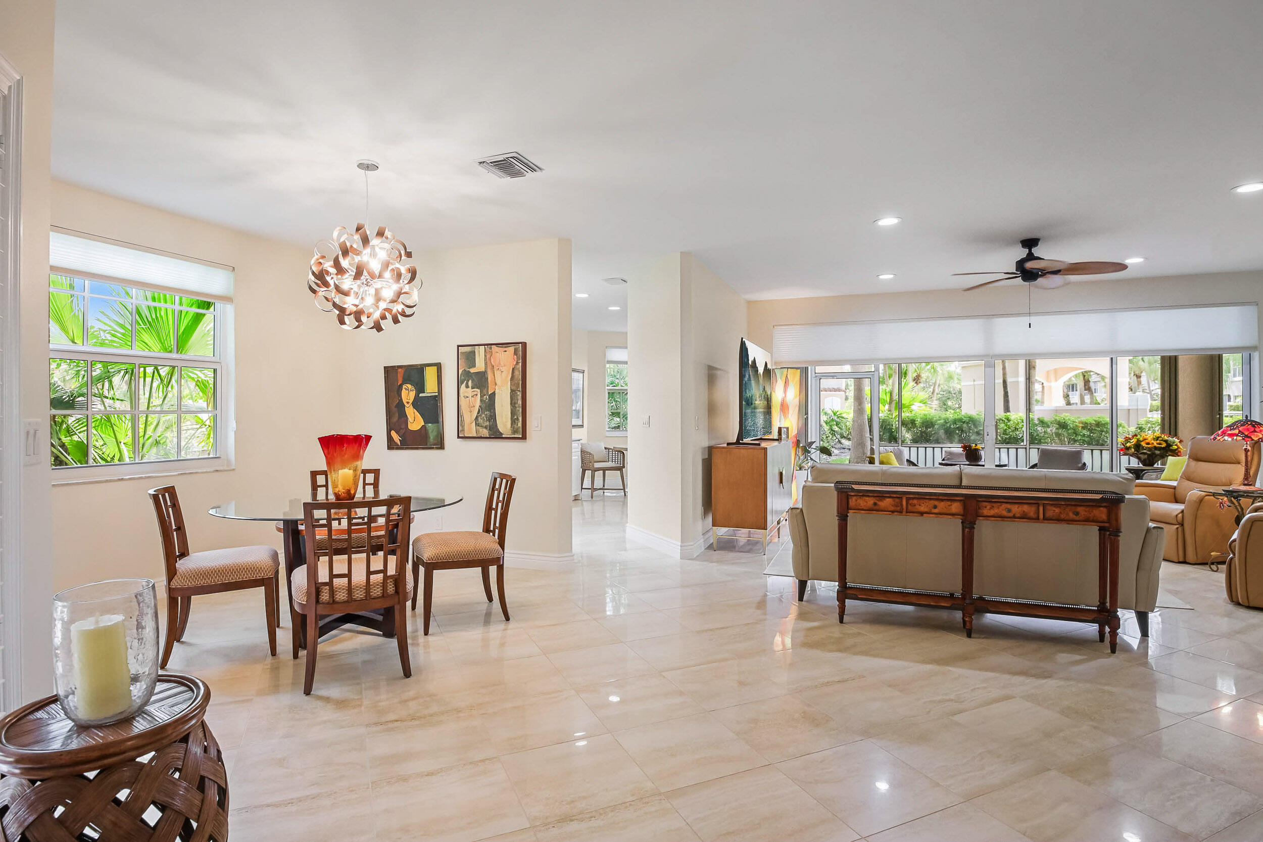 Palm Beach Gardens photo 2
