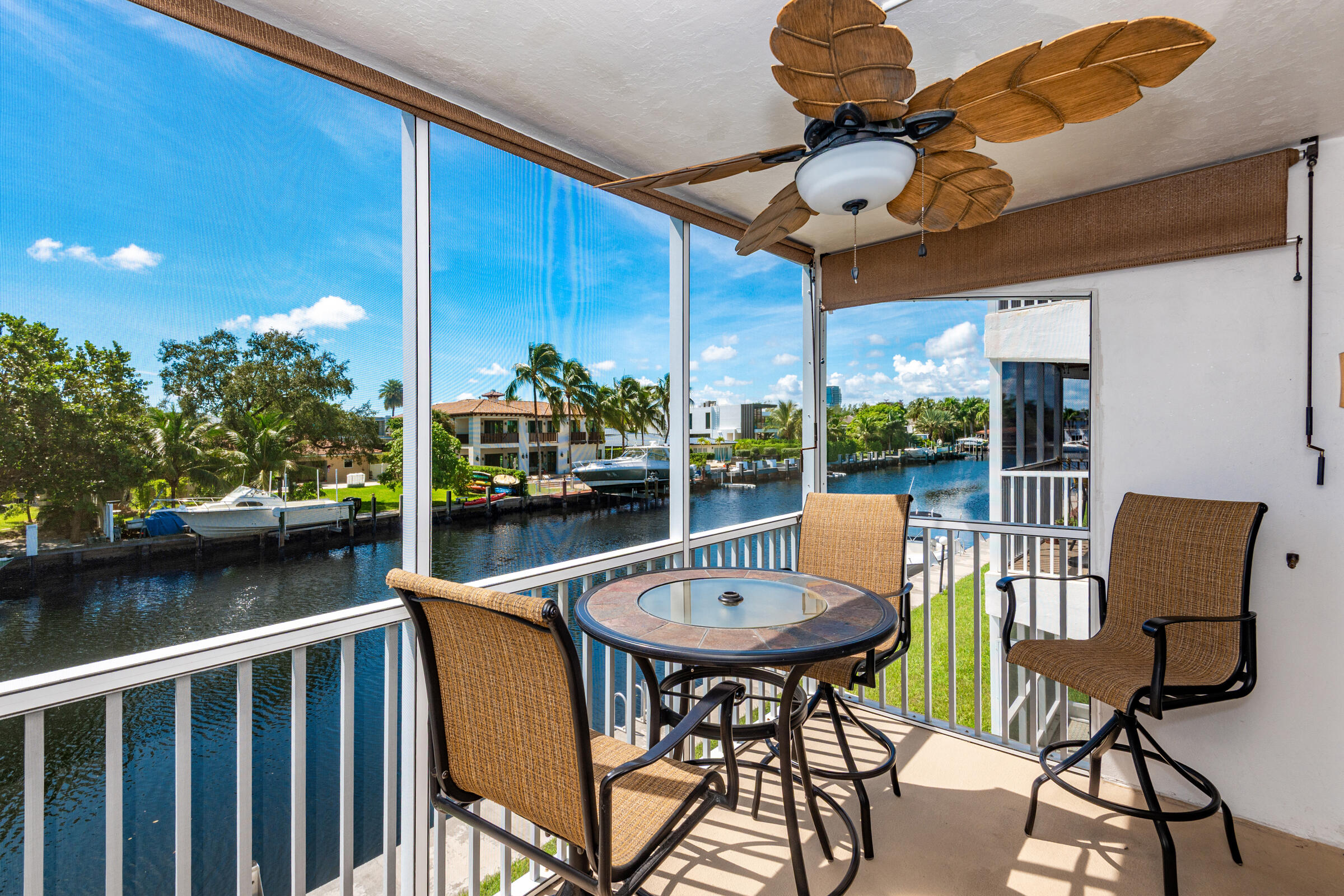 Hallandale Beach photo 3