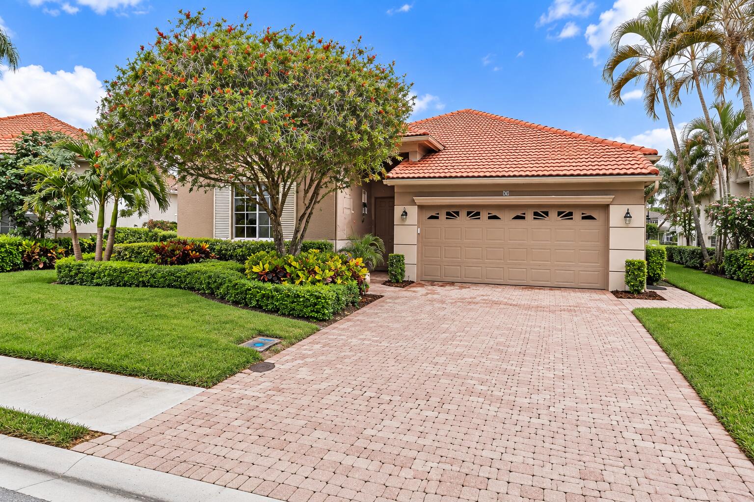 Palm Beach Gardens photo 2