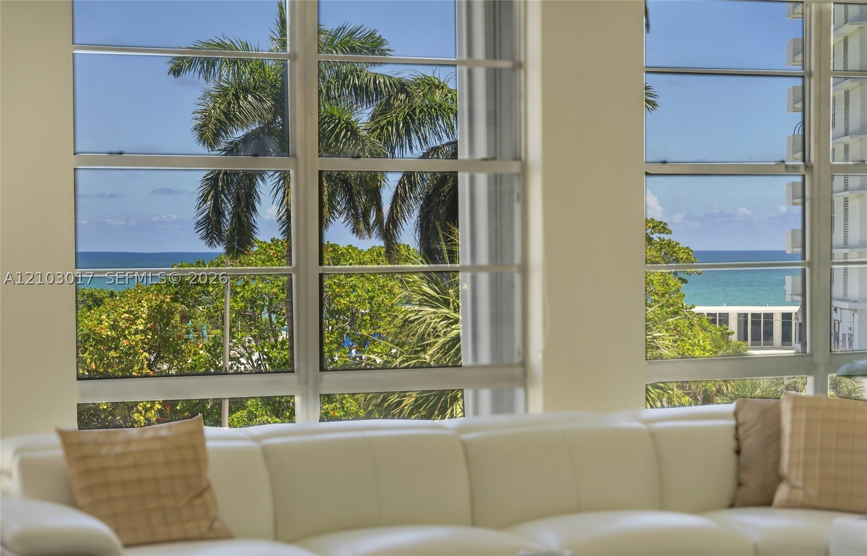 Miami Beach photo 2