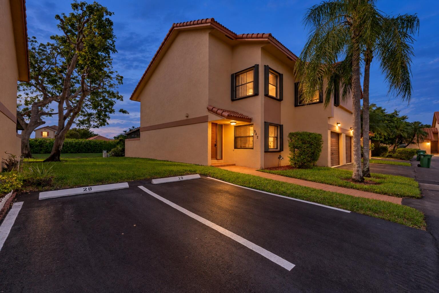 Pembroke Pines photo 2