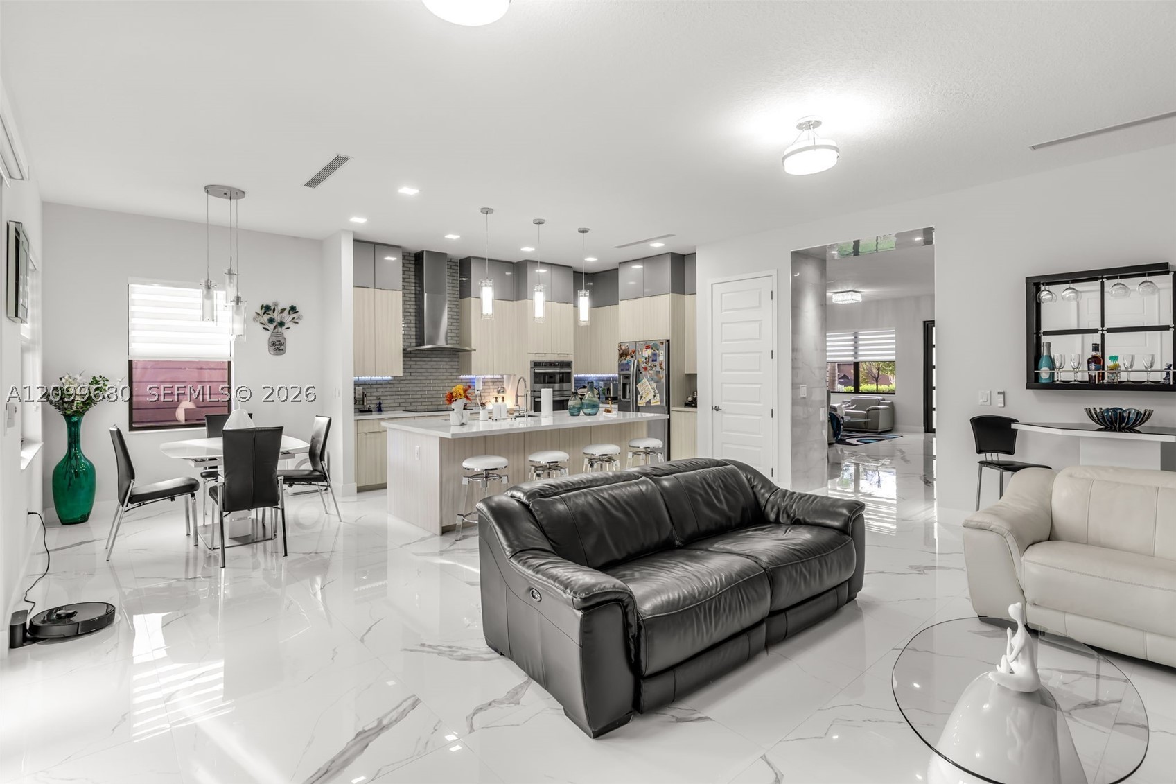 Miami Lakes photo 5