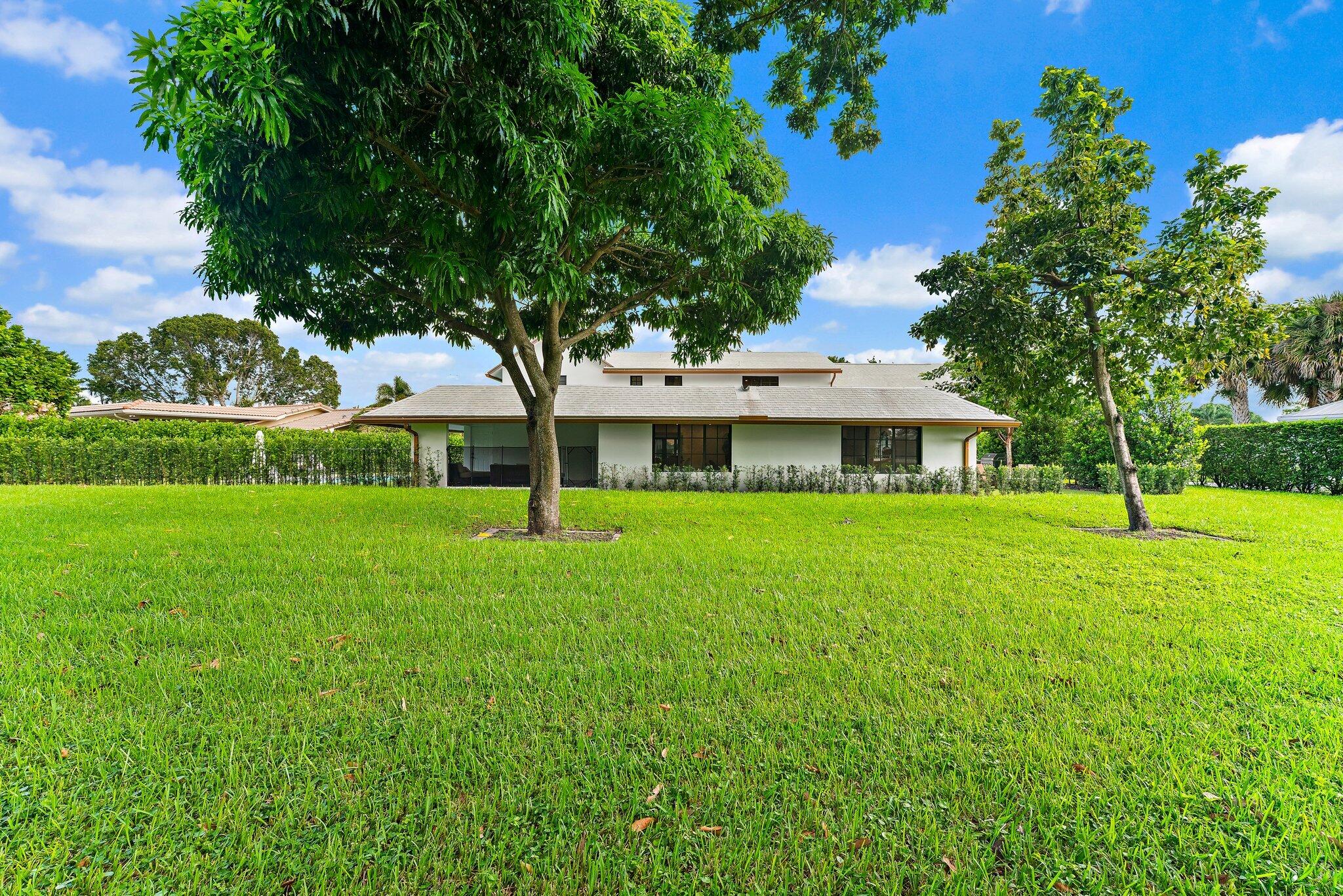 Palm Beach Gardens photo 3