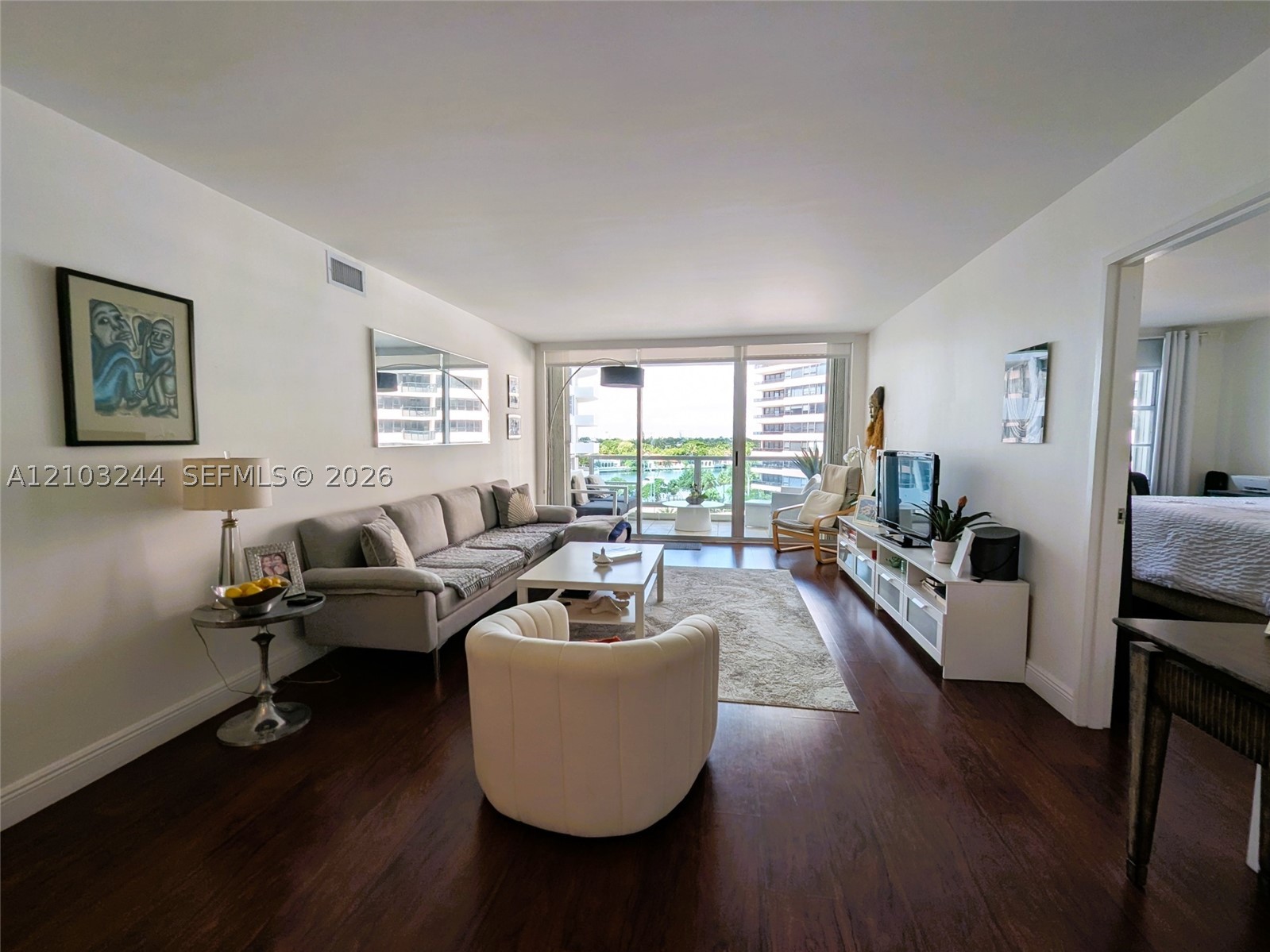 Miami Beach photo 3