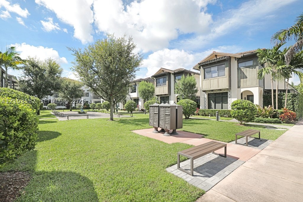 Doral photo 3