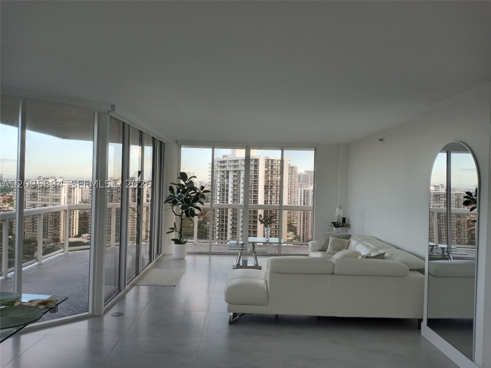Aventura photo 4