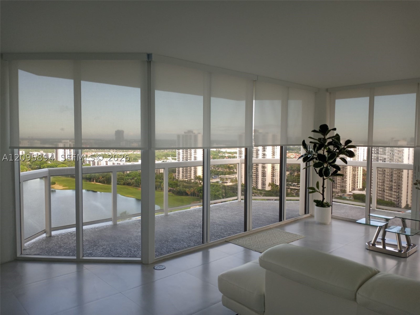 Aventura photo 5