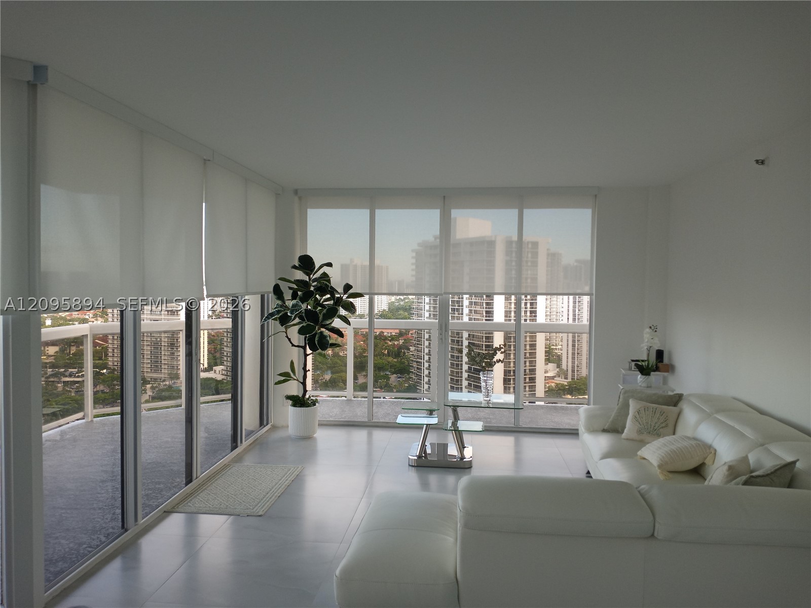 Aventura photo 3