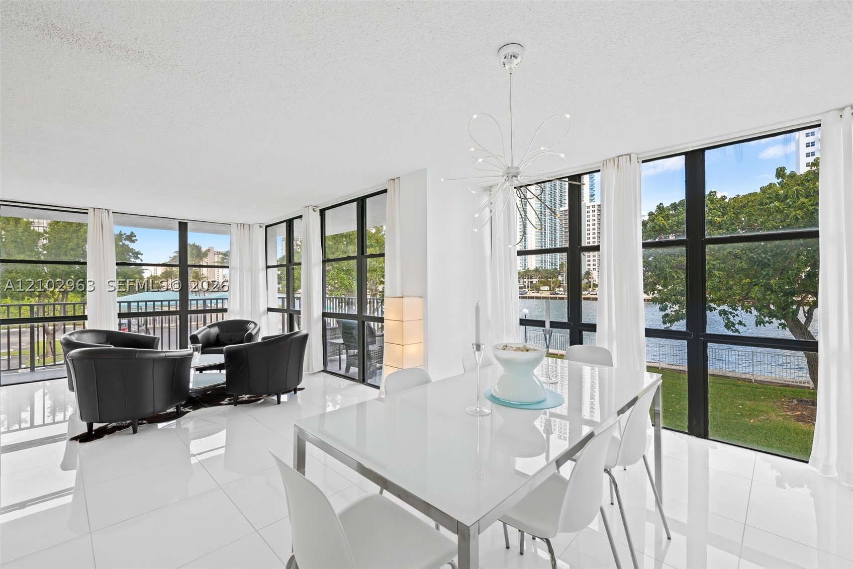 Hallandale Beach photo 4