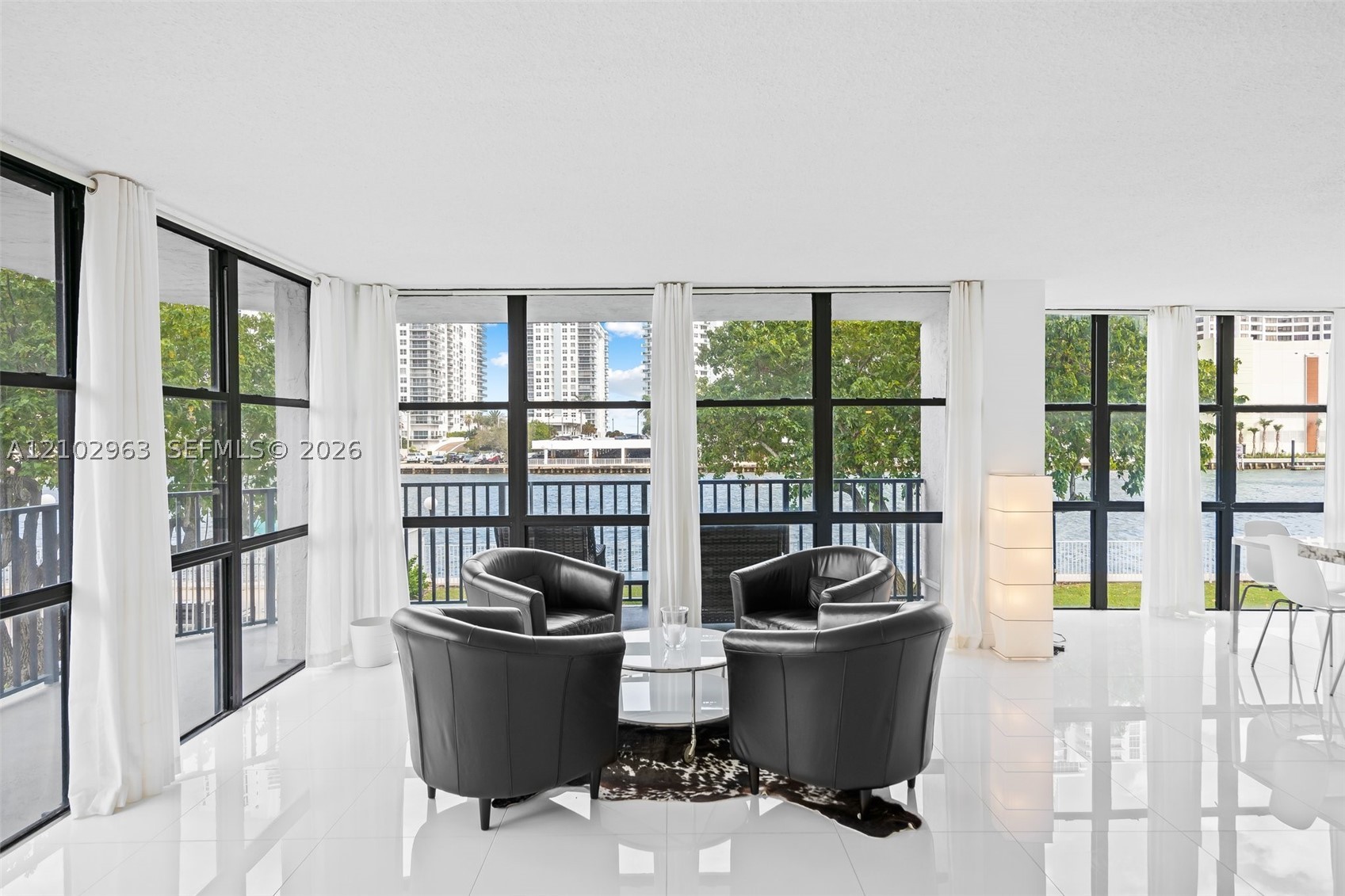 Hallandale Beach photo 5