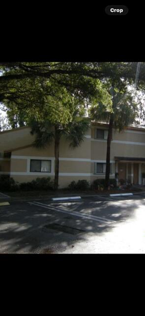 Pembroke Pines photo 2