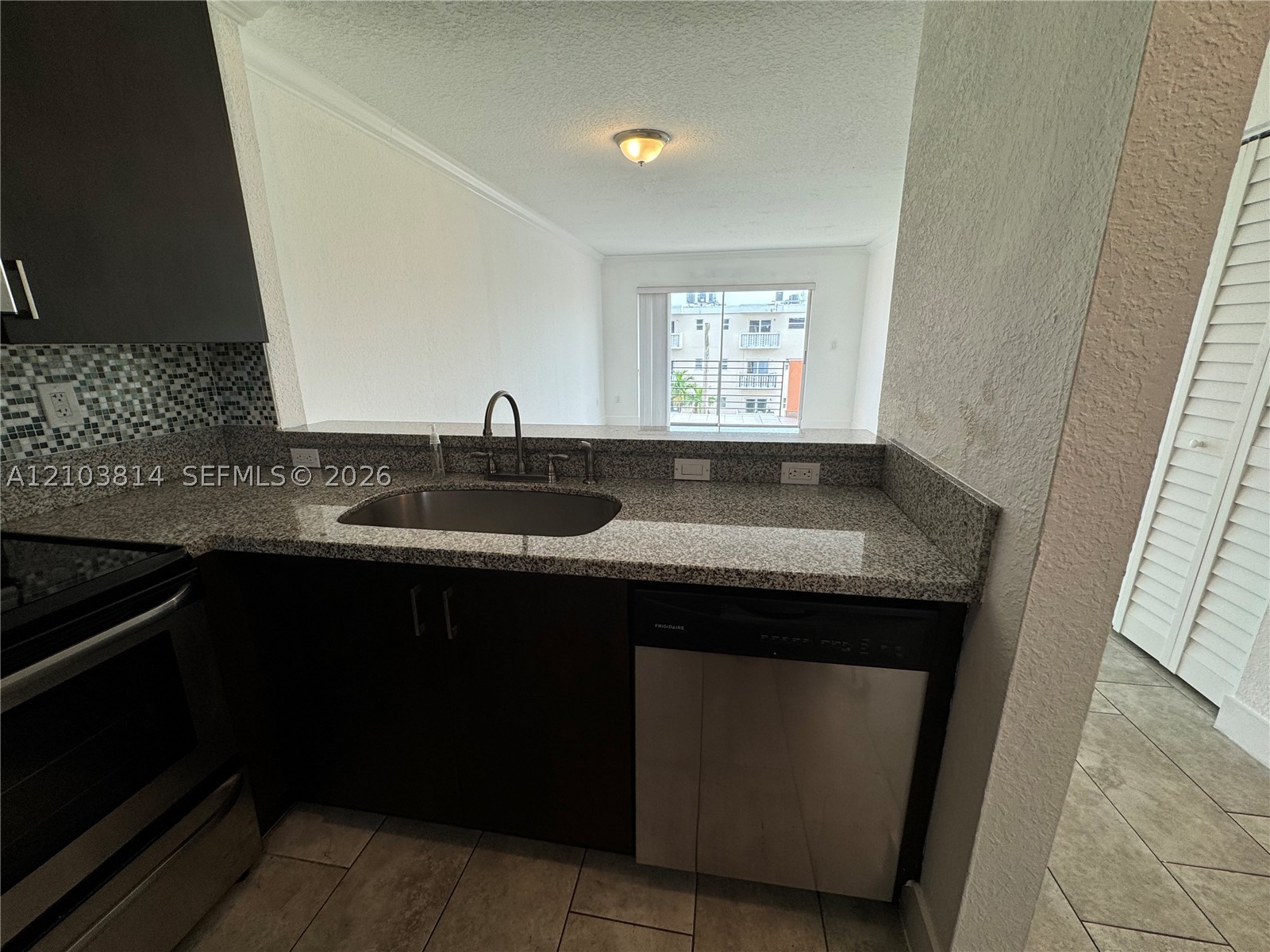 North Miami photo 3