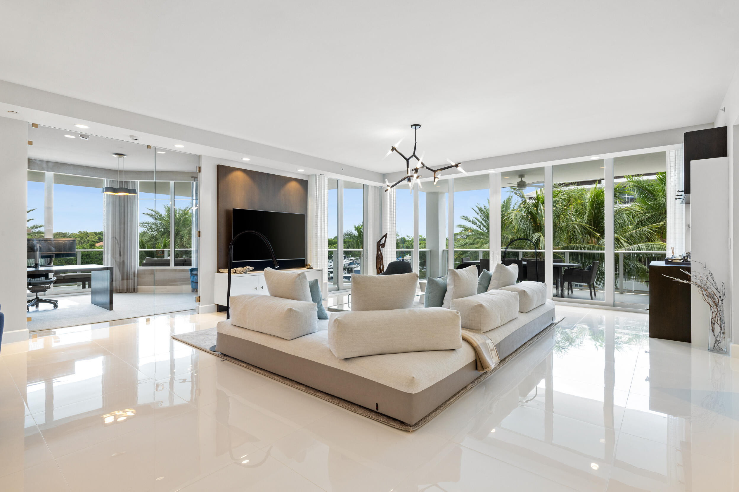 Palm Beach Gardens photo 2