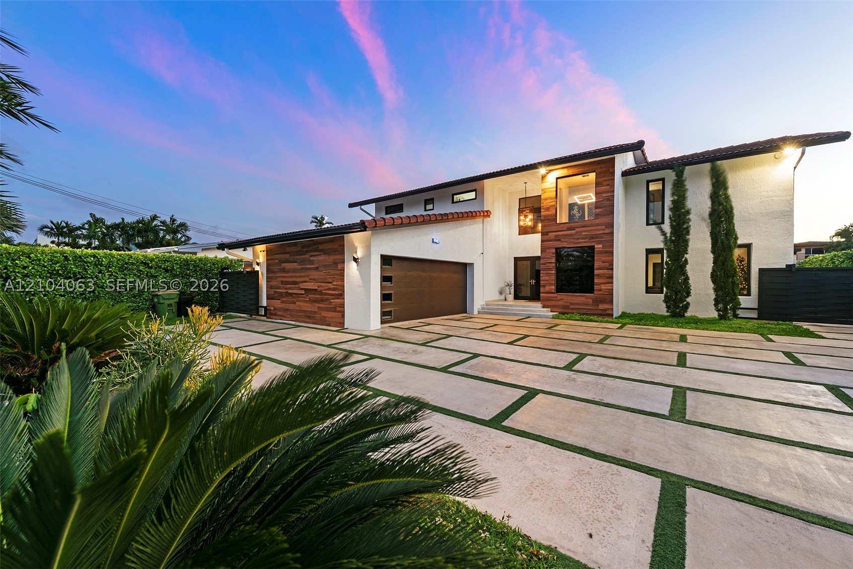 North Miami photo 2