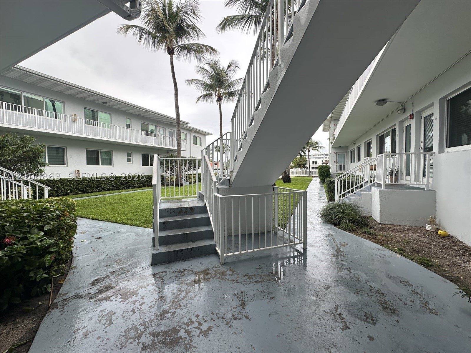 Miami Beach photo 2