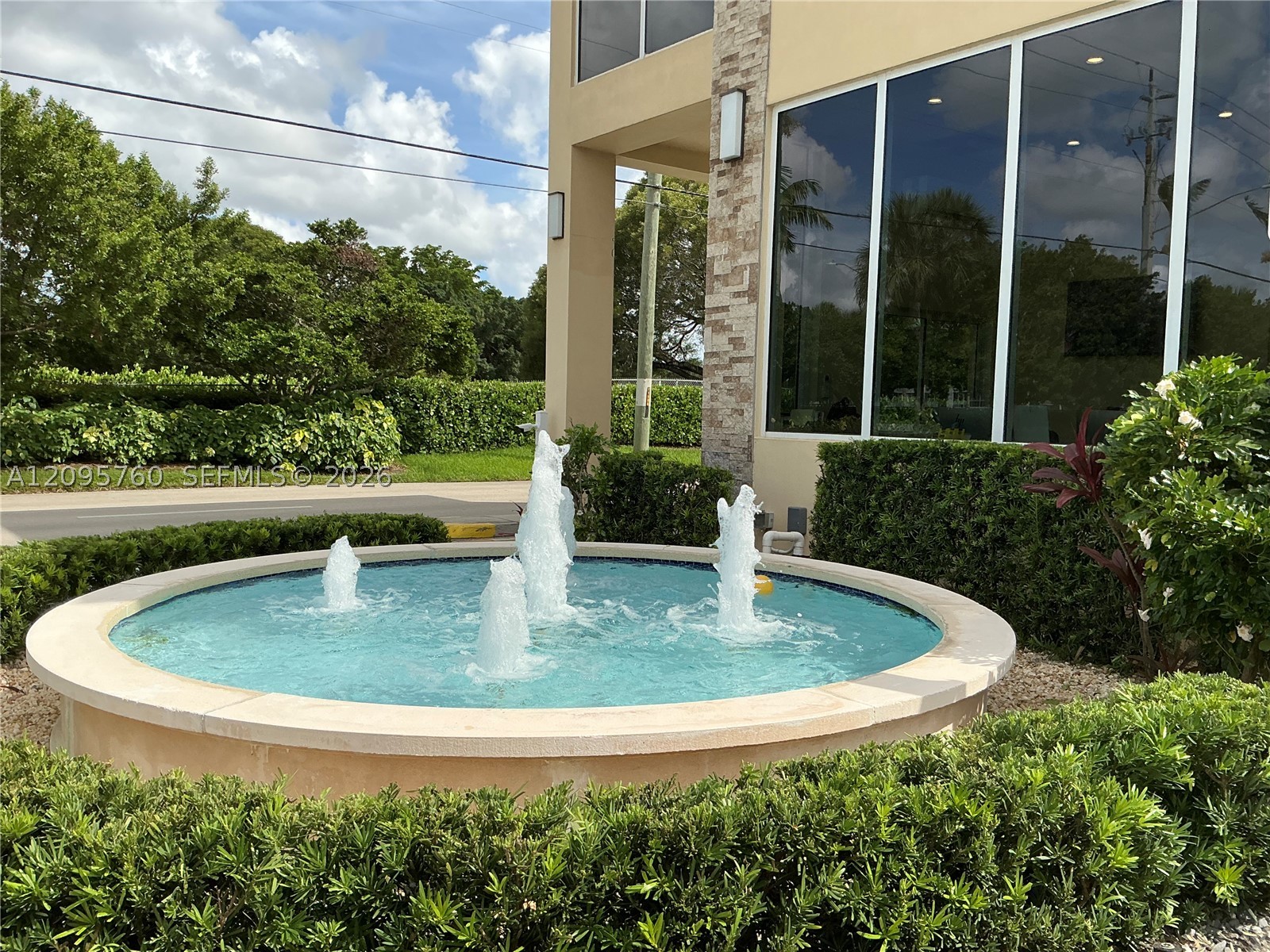 Pembroke Pines photo 3