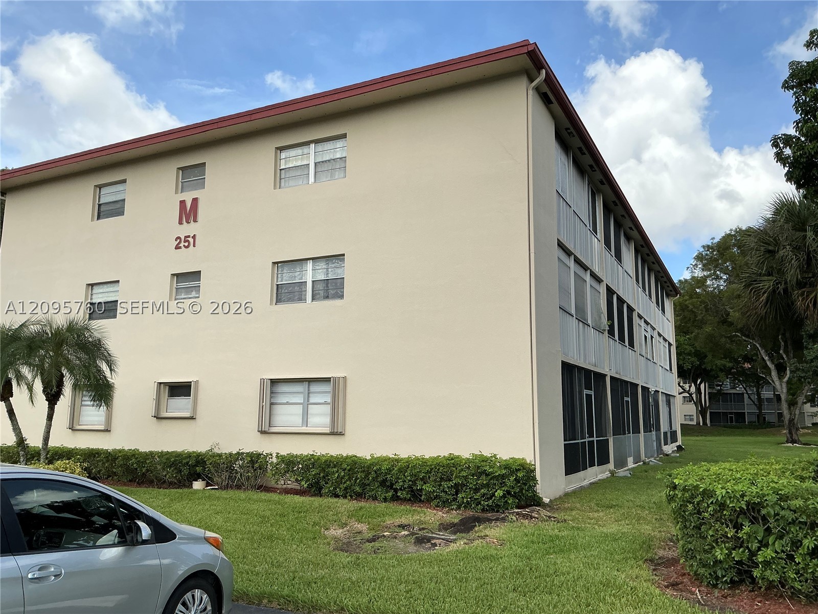 Pembroke Pines photo 4